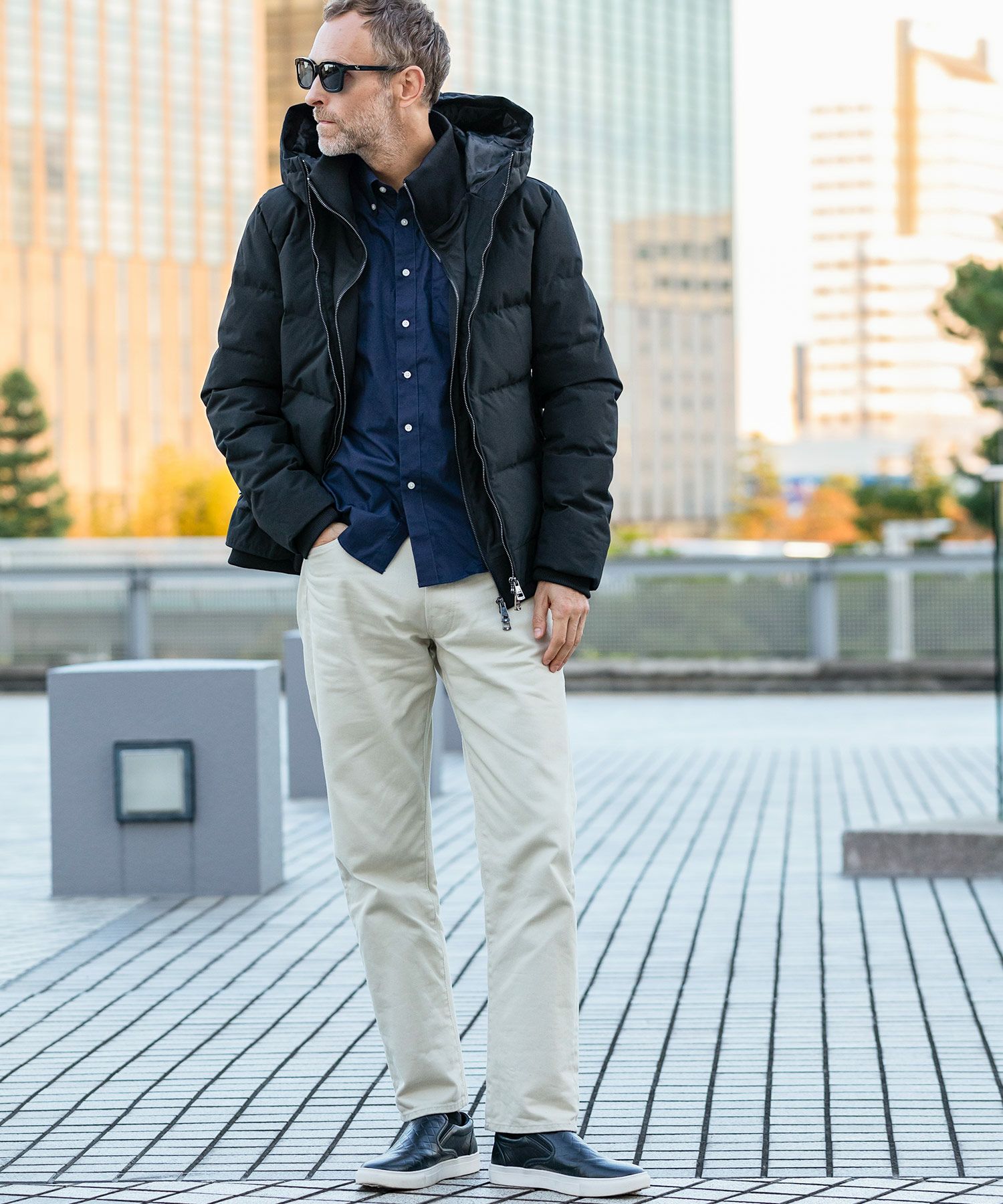 AKM contemporary ダウンジャケット ネイビー XL AKM Contemporary（エイケイエムコンテンポラリー） ダウンジャケット