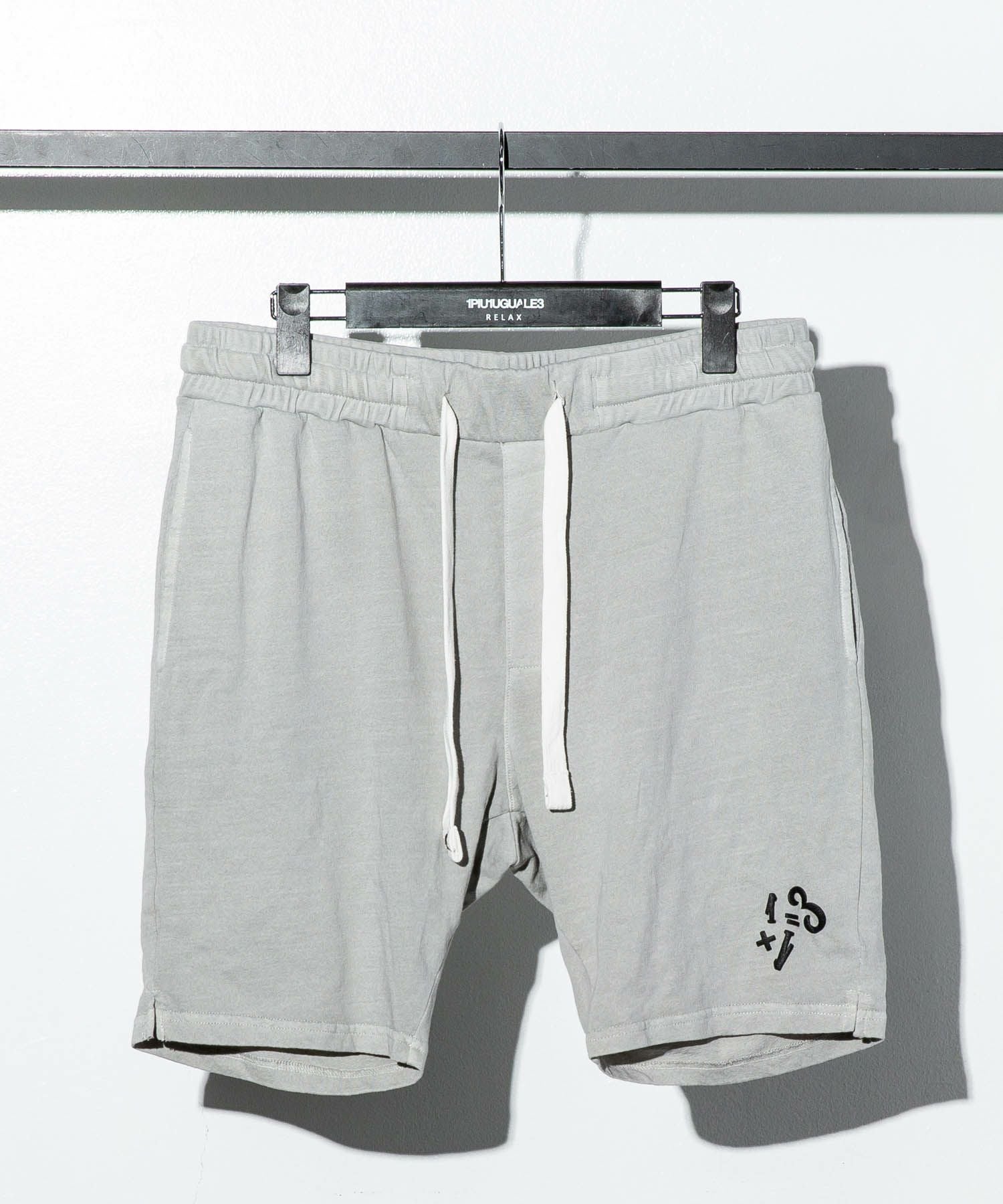 定価5万円弱1PIU1UGUALE3 パイル地パンツ　size V （ L ） 1PIU1UGUALE3 RELAX(ウノピゥウノウグァーレトレ リラックス