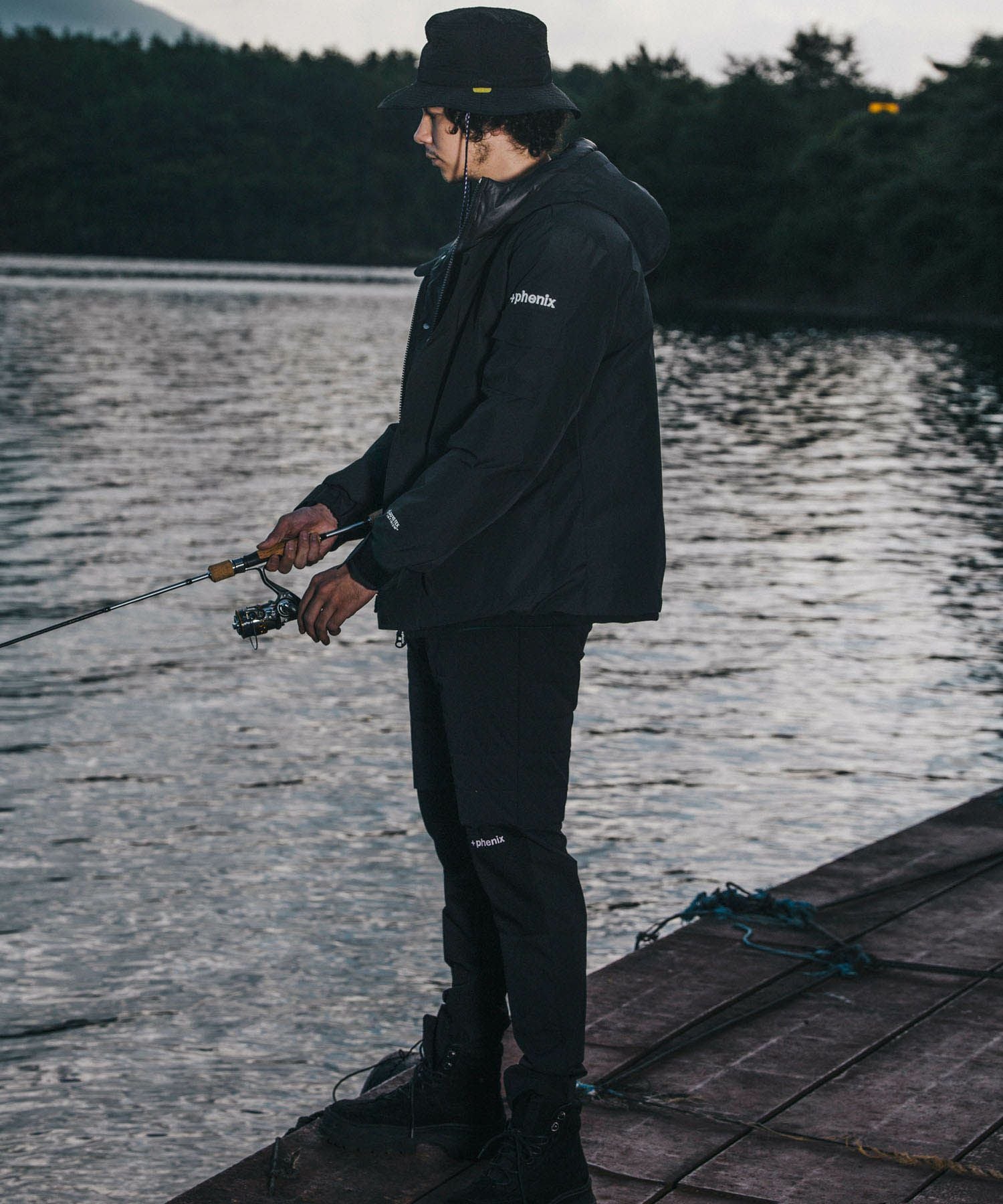 phenix(プラスフェニックス)GORE-TEX INFINIUM Down Jacket ダウン 