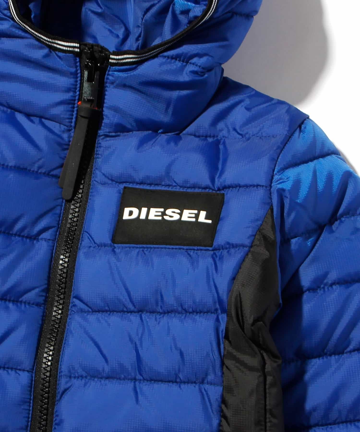 DIESEL(ディーゼル)Kids & Junior フーディーパディングジャケット