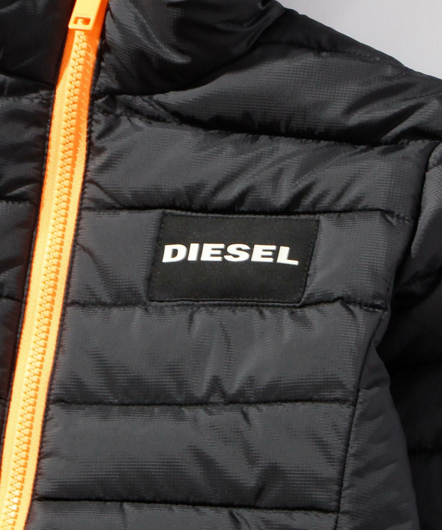 DIESEL(ディーゼル)Kids & Junior フーディーパディングジャケット