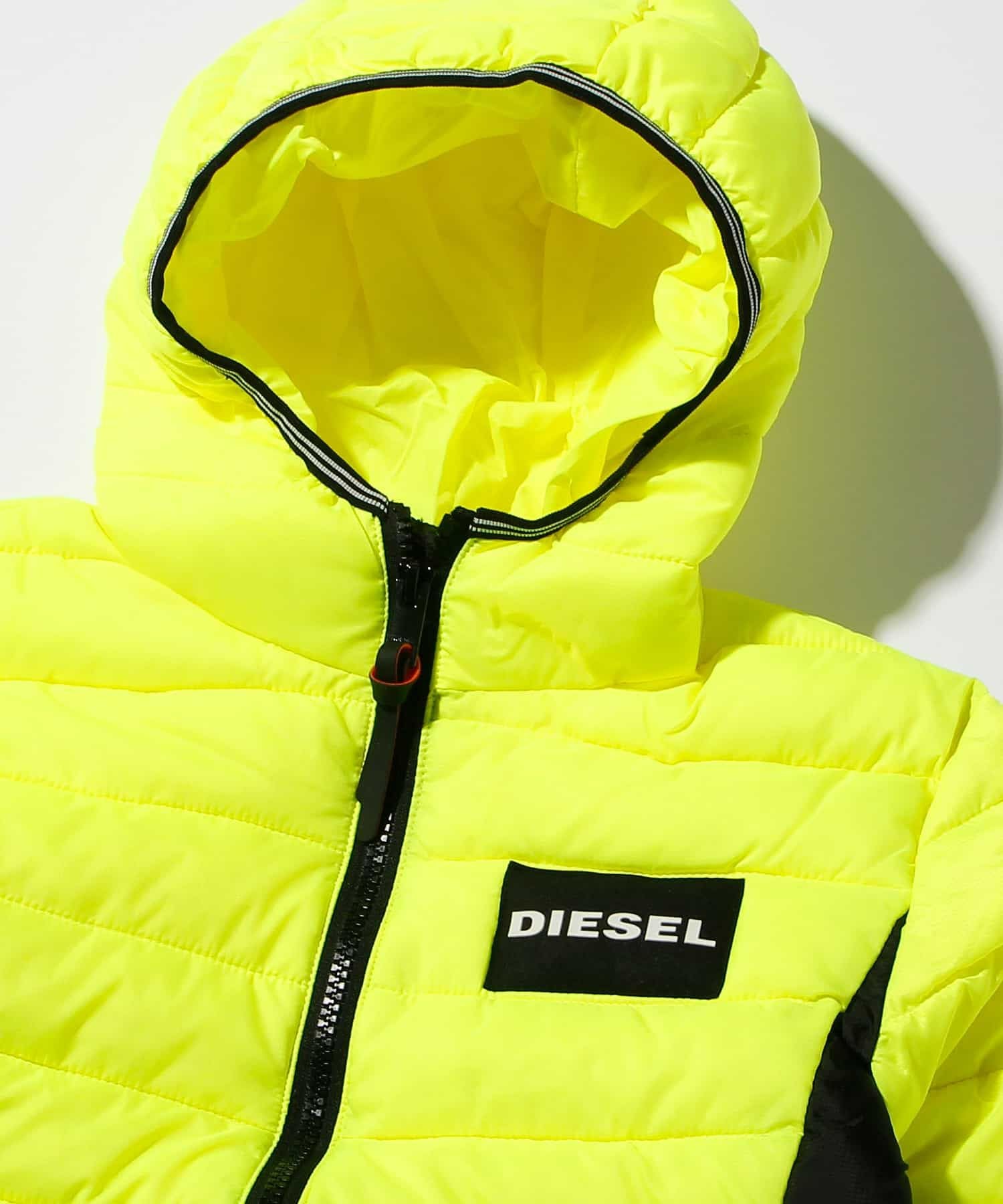 DIESEL(ディーゼル)Kids & Junior フーディーパディングジャケット