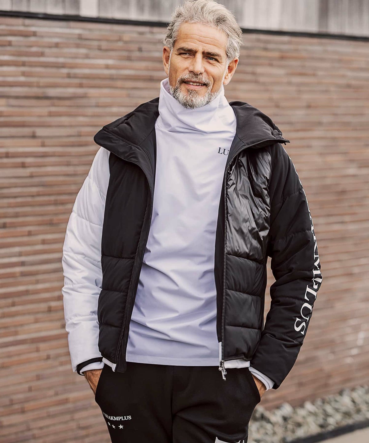 ホワイト×ブラック