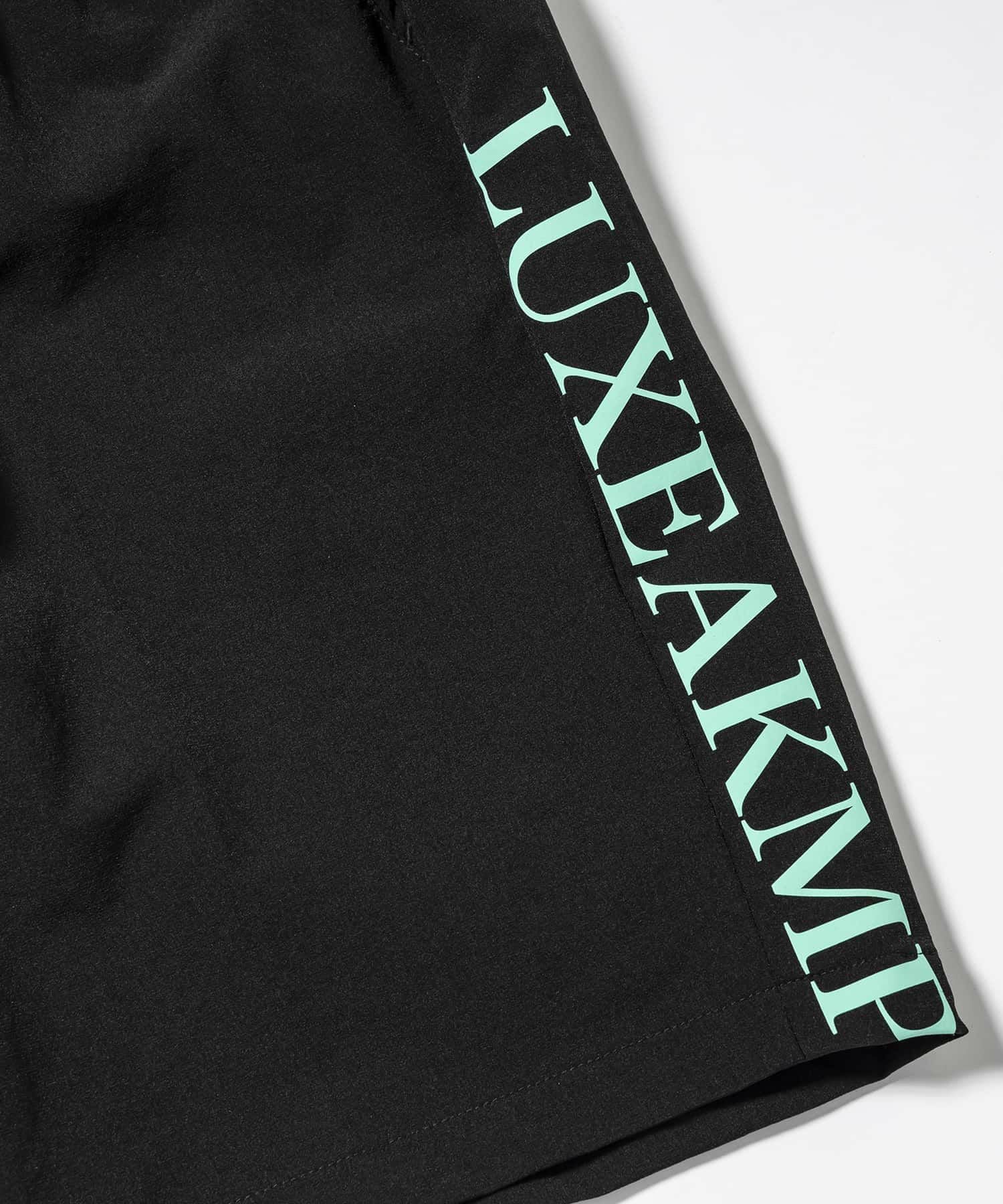 LUXEAKMPLUS(リュクスエイケイエムプラス)ゴルフ サイドロゴ