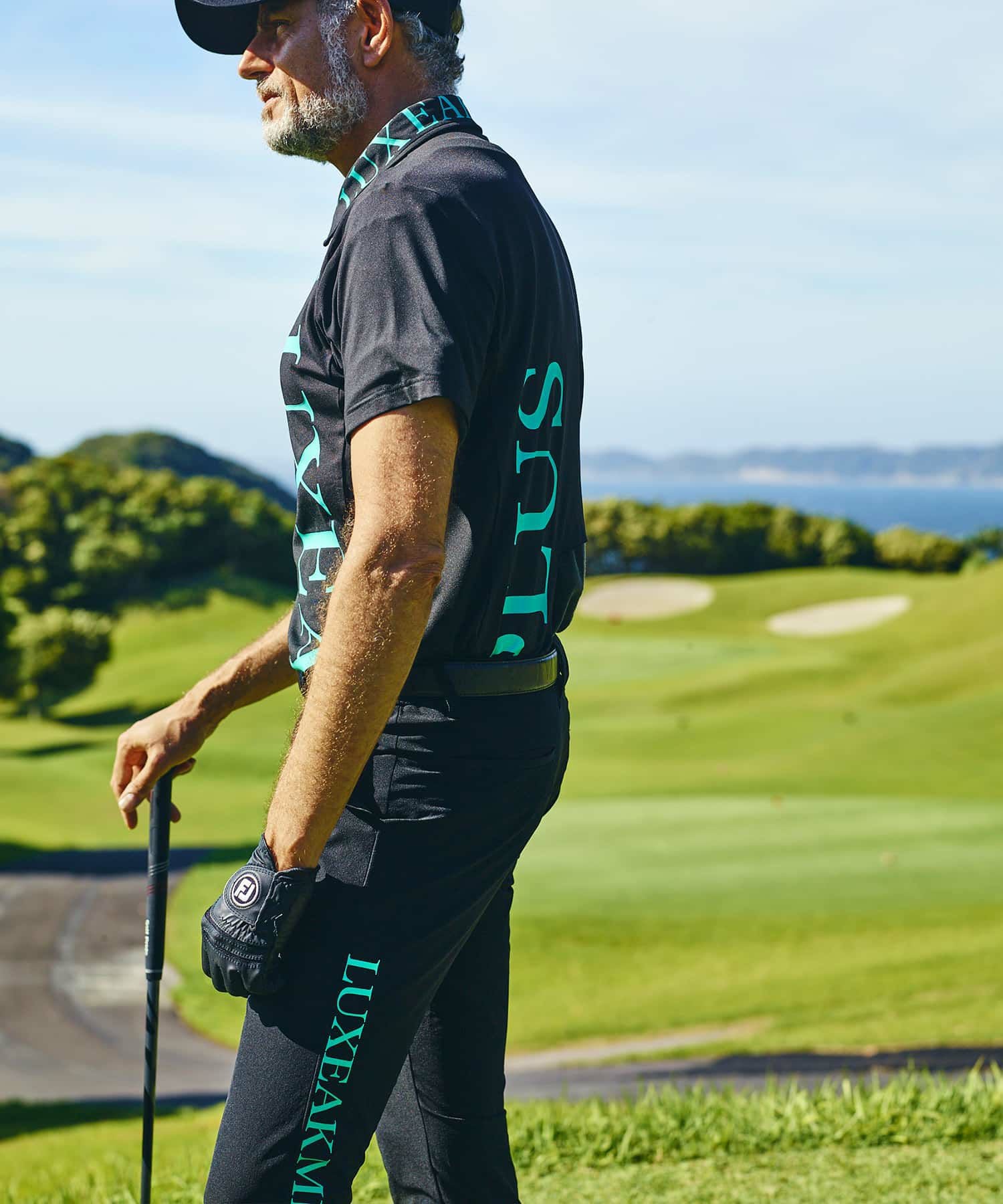  GOLF ストレッチロングパンツ ロゴ S ゴルフ LUXEAKMPLUS(リュクスエイケイエムプラス)ゴルフ サイドロゴ