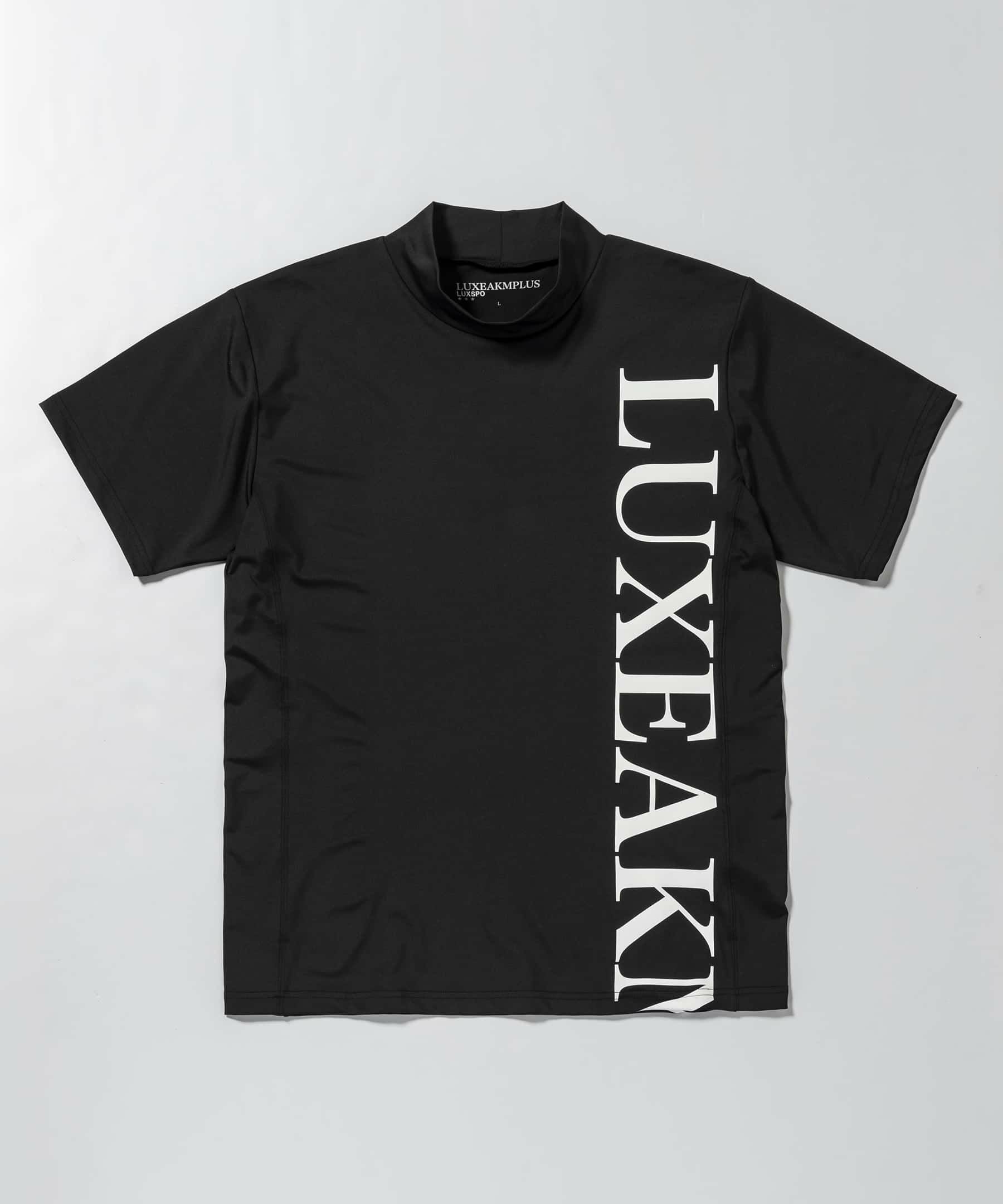 LUXEAKMPLUS(リュクスエイケイエムプラス)ゴルフ バーチカルロゴ半袖