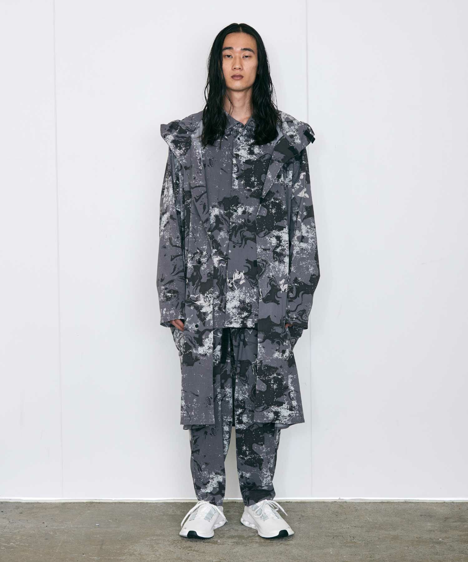 雪や雨に重宝AMNJX CONTRARIAN フード付きレインコート 新品タグ付 SHIPS Colors別注】Rain-Stuff:〈撥水・洗濯機可能〉フード コート