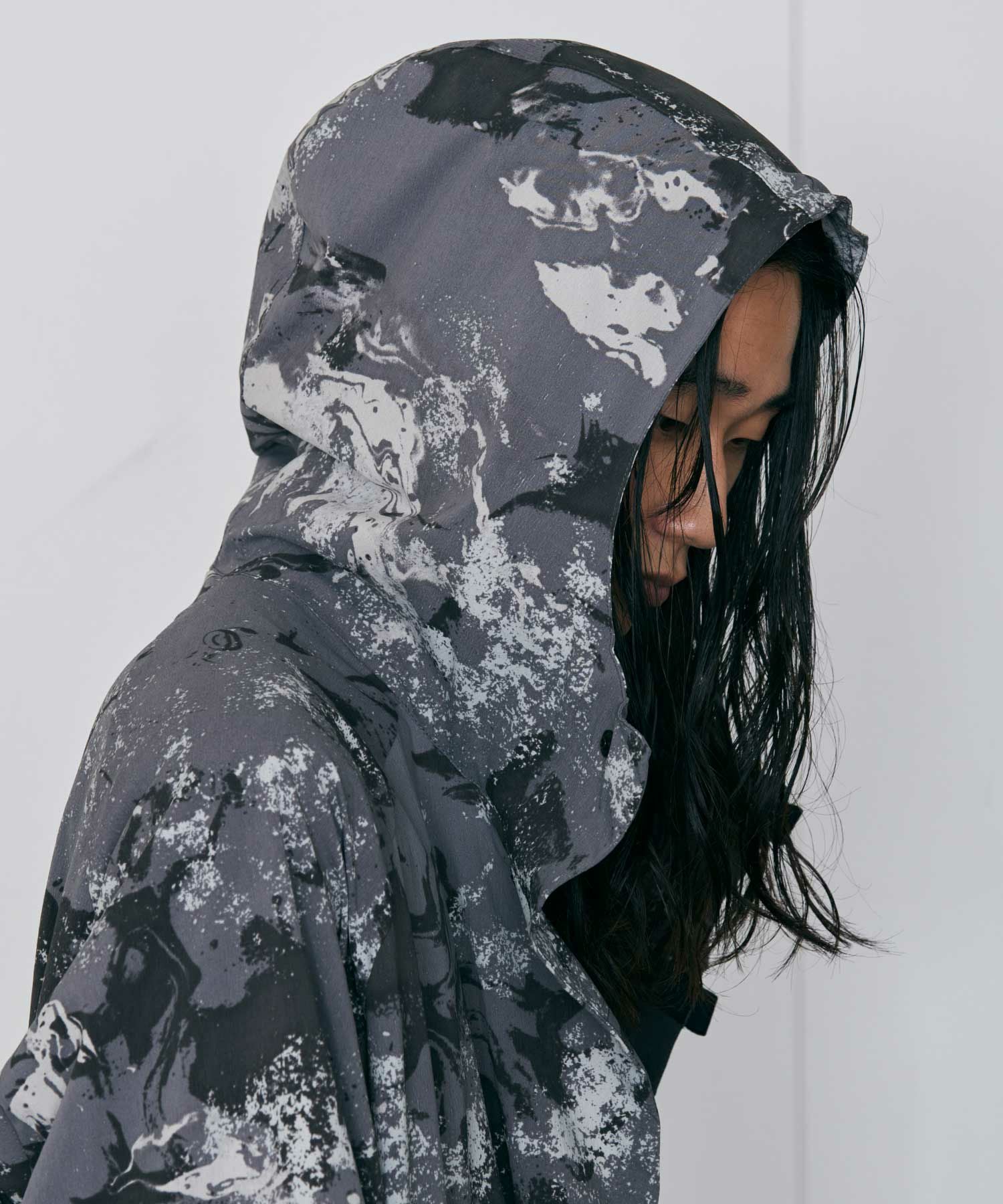 雪や雨に重宝AMNJX CONTRARIAN フード付きレインコート 新品タグ付 もう雨の日にイライラしない！とにかく濡れたくない人のための徹底防水