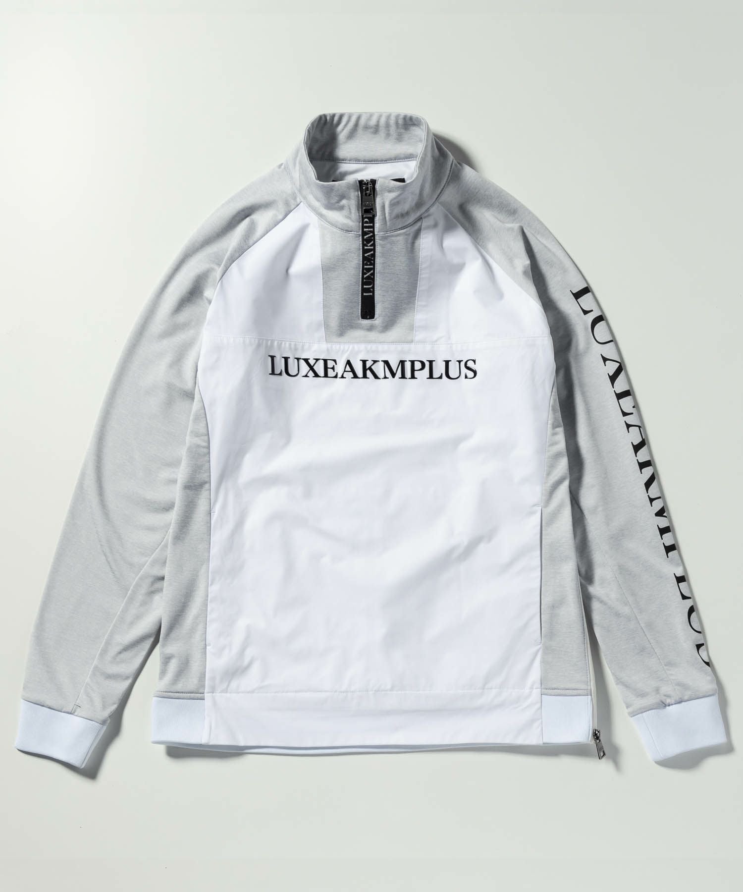 LUXEAKMPLUS(リュクスエイケイエムプラス)ゴルフ ハーフジップ防風