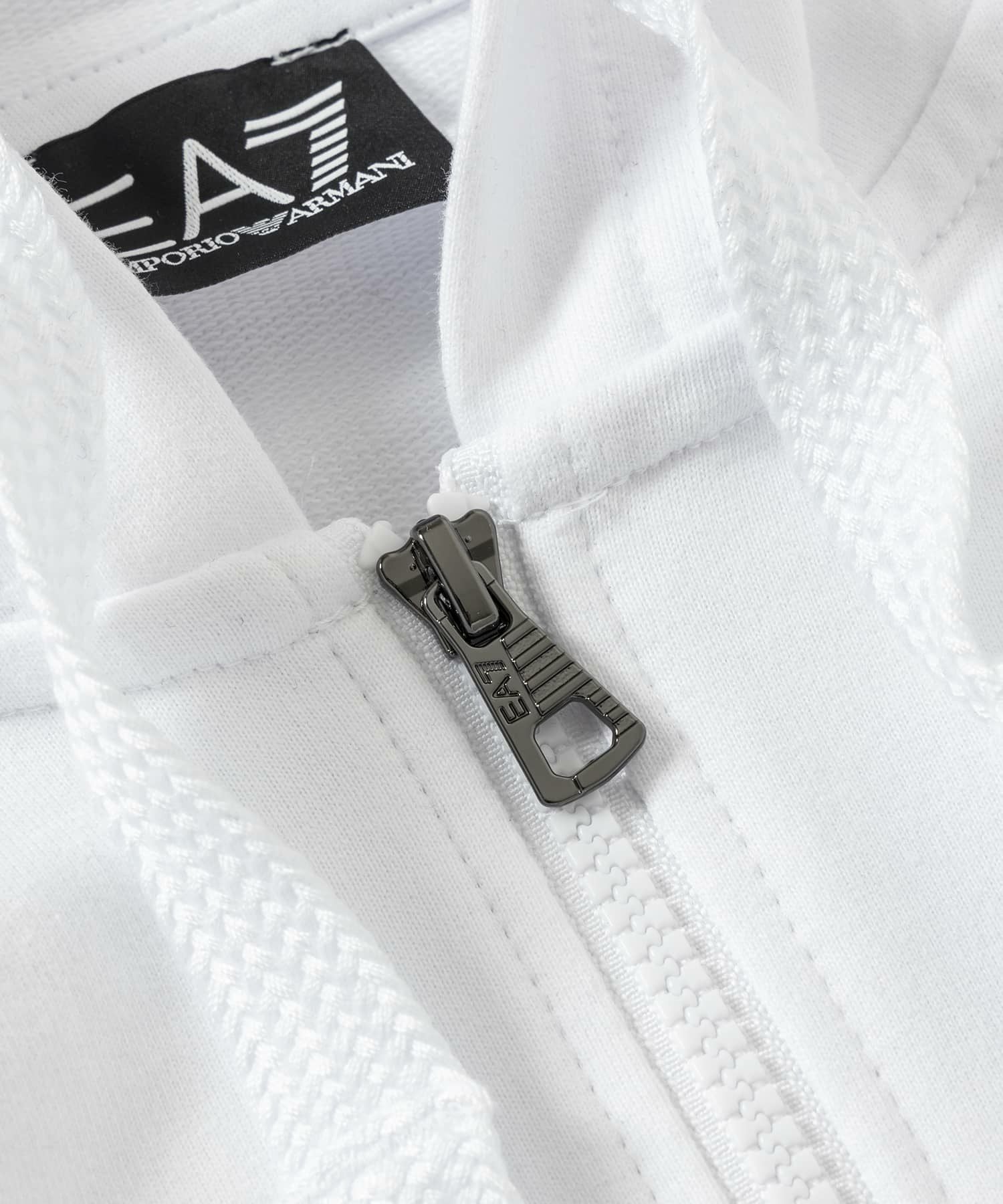 EMPORIO ARMANI EA7(イーエーセブン)TRAIN CORE ID M HOODIE FZ COFT