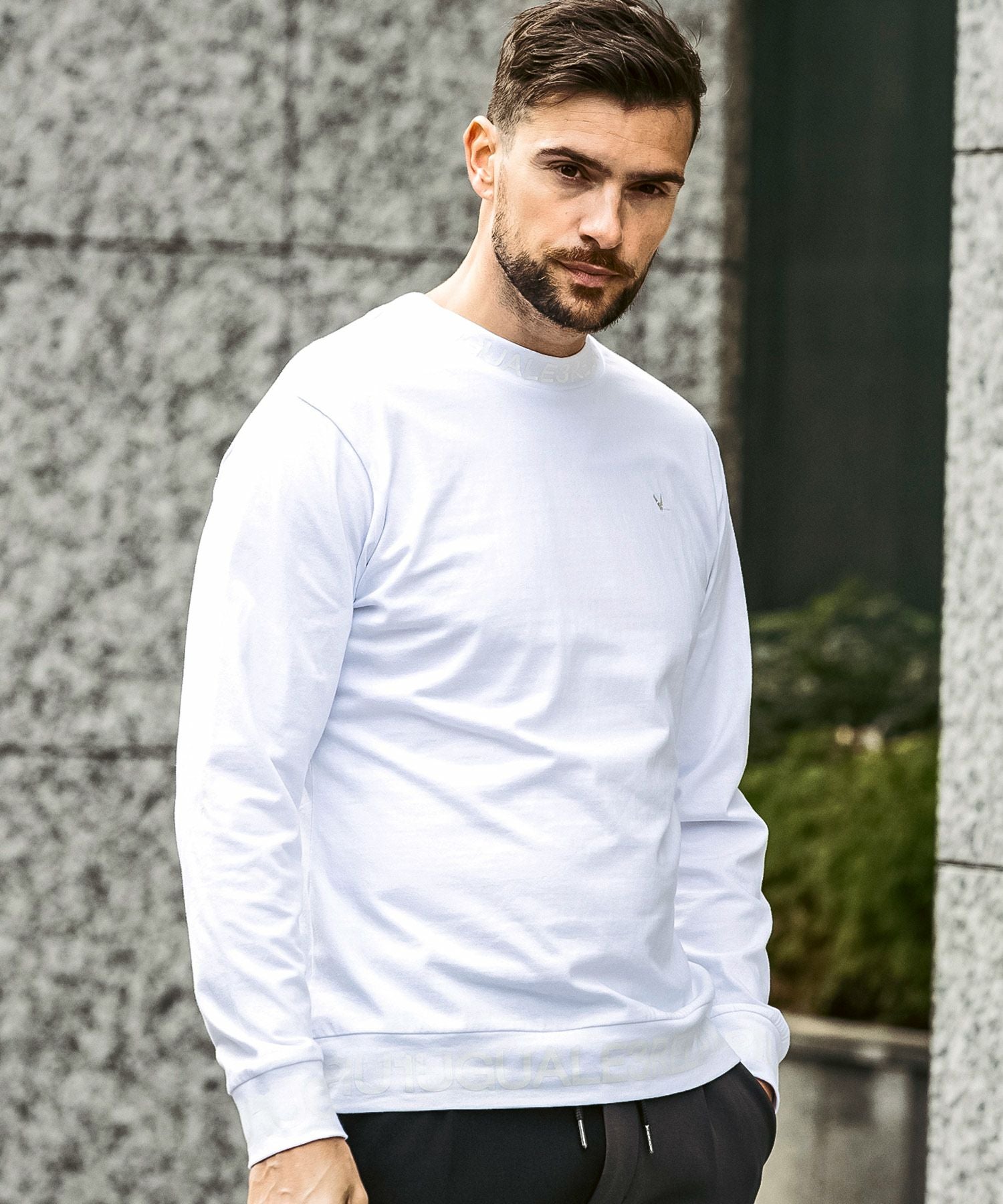 1PIU1UGUALE3 RELAX(ウノピゥウノウグァーレトレ リラックス)ネック