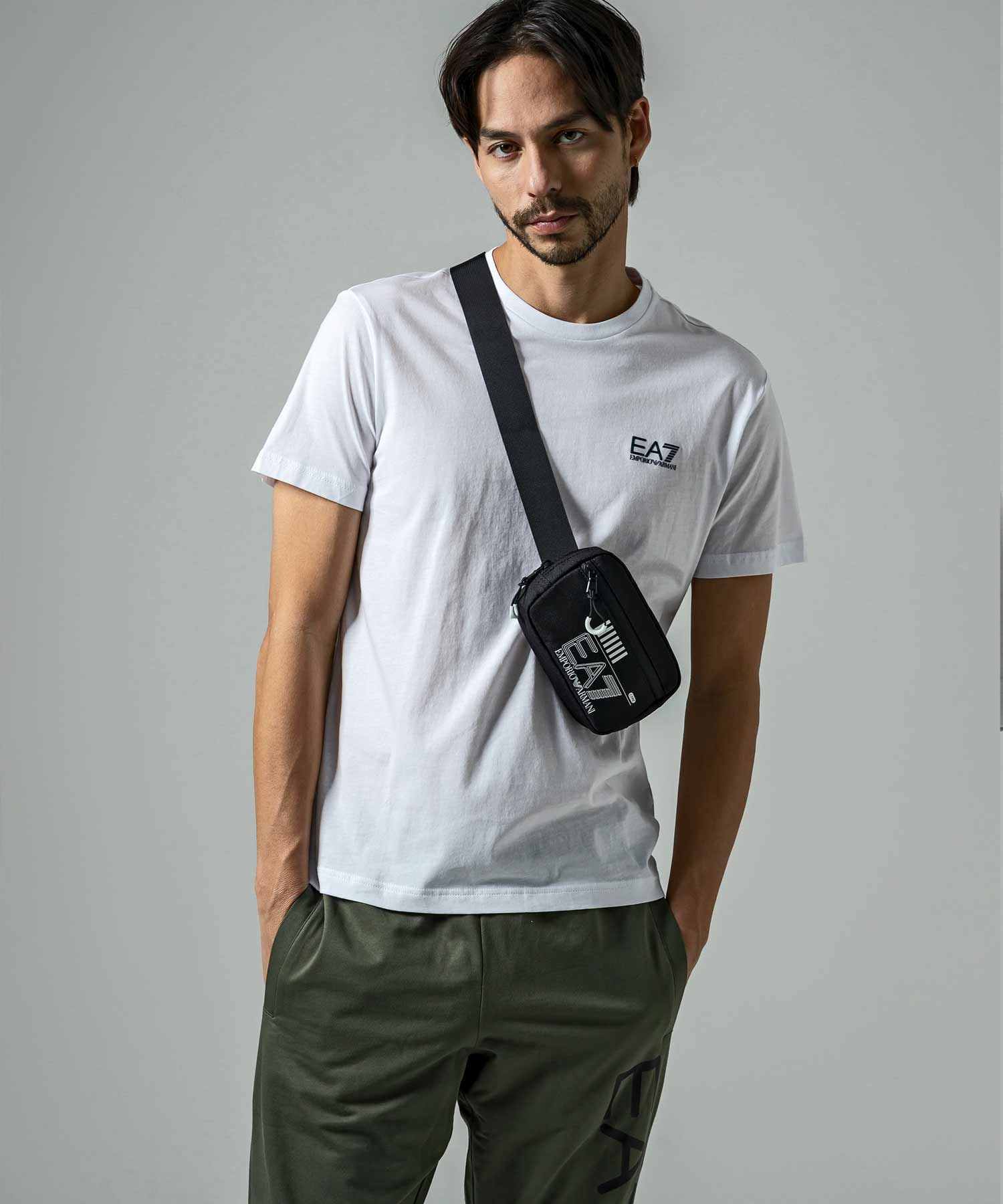 魚君　新品　EMPORIO ARMANI ボディバッグ ウエストポーチ ARMANI EXCHANGE ウエストポーチ 「A|X アルマーニ エクスチェンジ