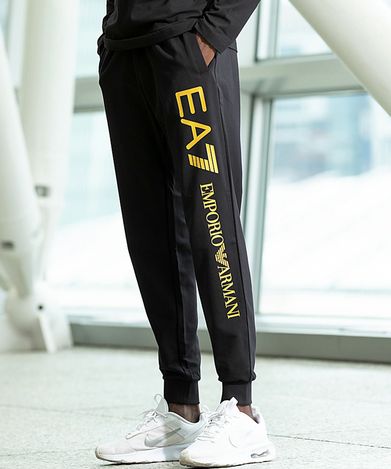 EMPORIO ARMANI EA7(イーエーセブン)TRAIN LOGO SERIES M PANTS CH