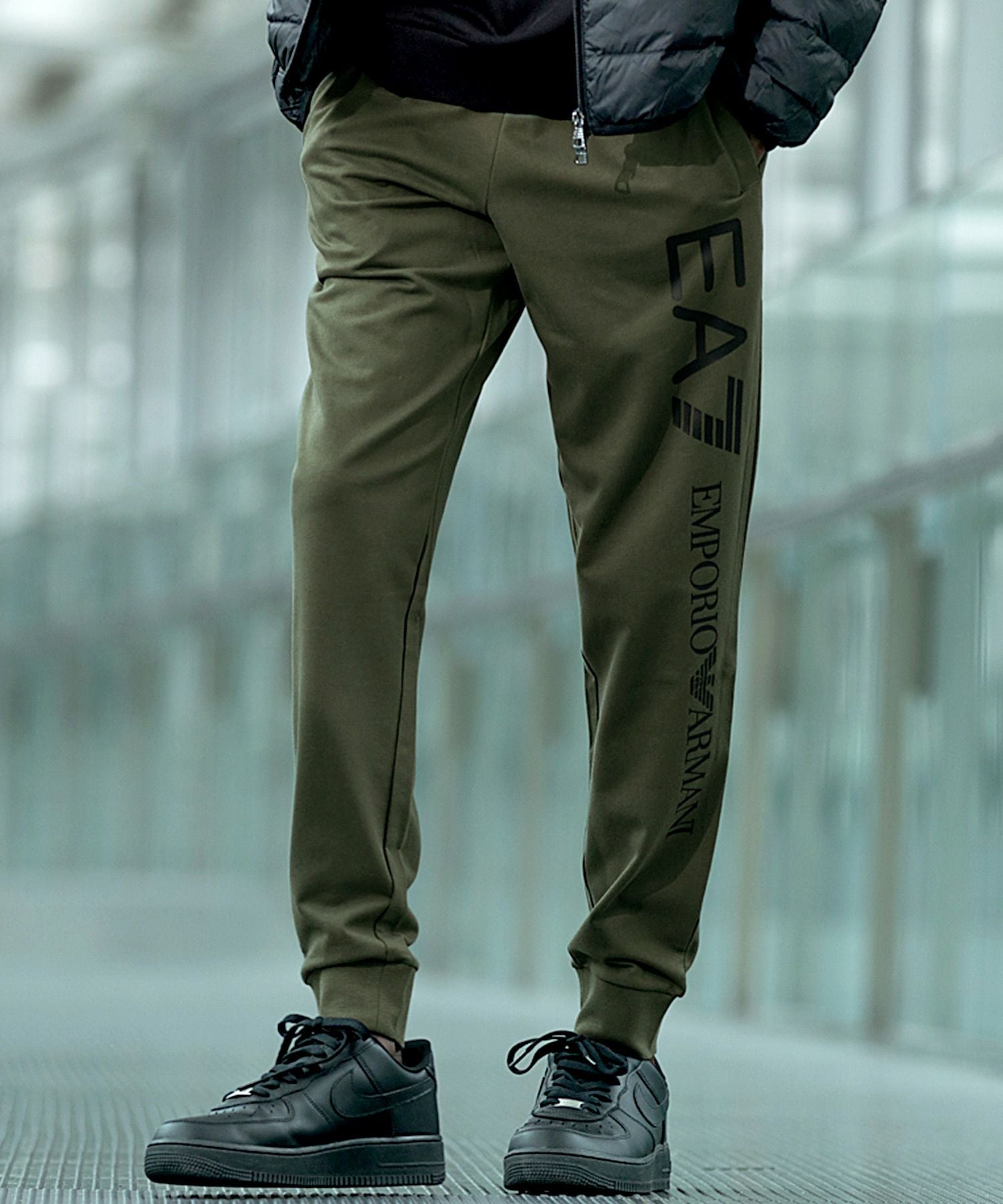 EMPORIO ARMANI EA7(イーエーセブン)TRAIN LOGO SERIES M PANTS CH
