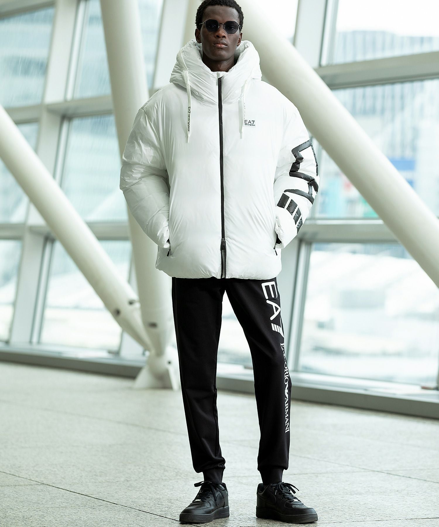 EMPORIO ARMANI EA7(イーエーセブン)TRAIN LOGO SERIES M PANTS CH
