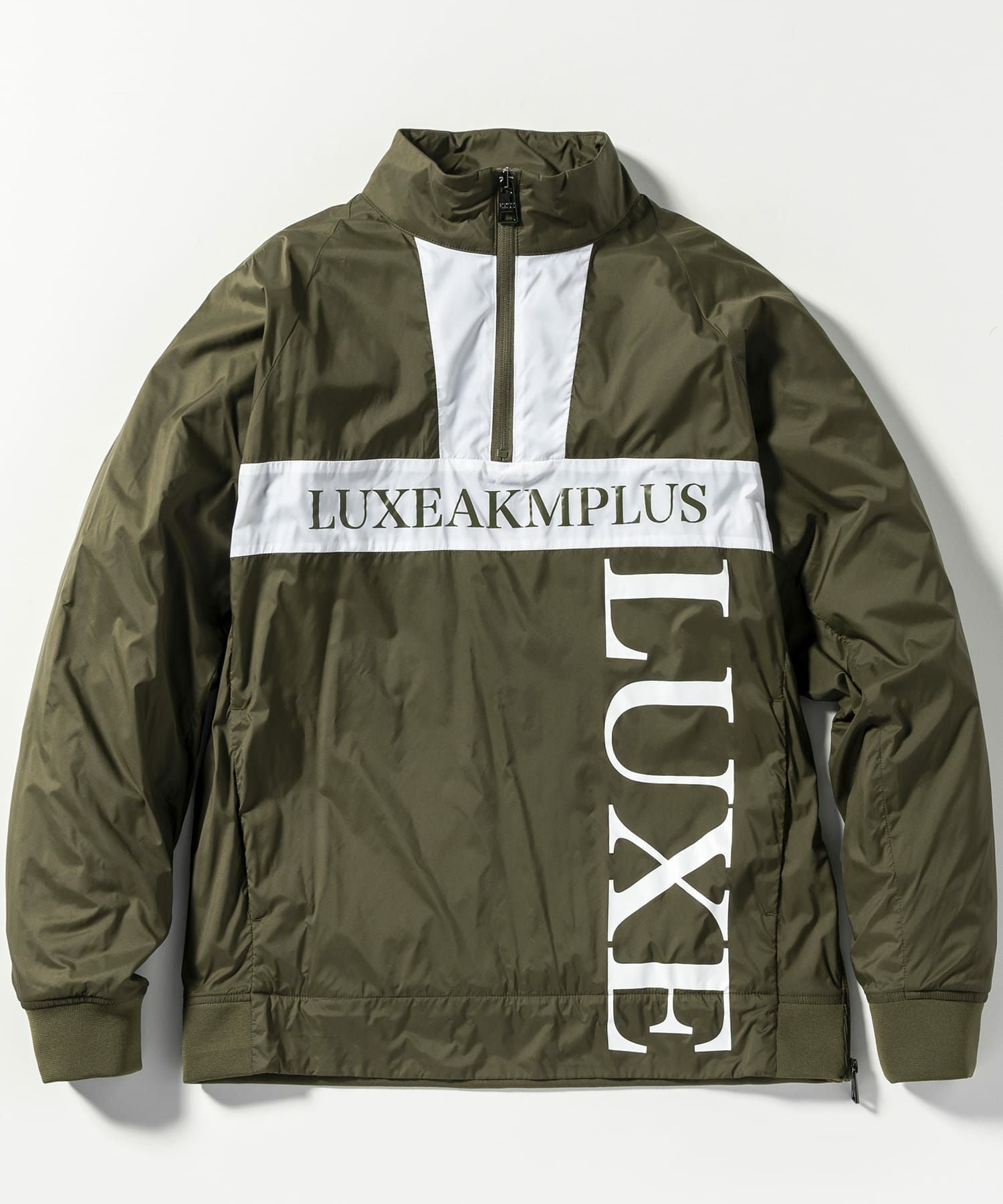 LUXEAKMPLUS(リュクスエイケイエムプラス)ゴルフ 軽量ハーフジップ