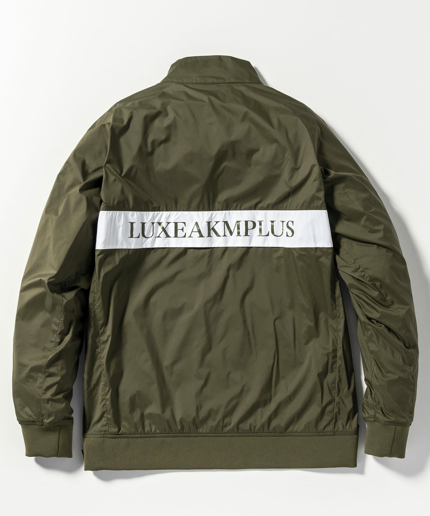 LUXEAKMPLUS(リュクスエイケイエムプラス)ゴルフ 軽量ハーフジップ