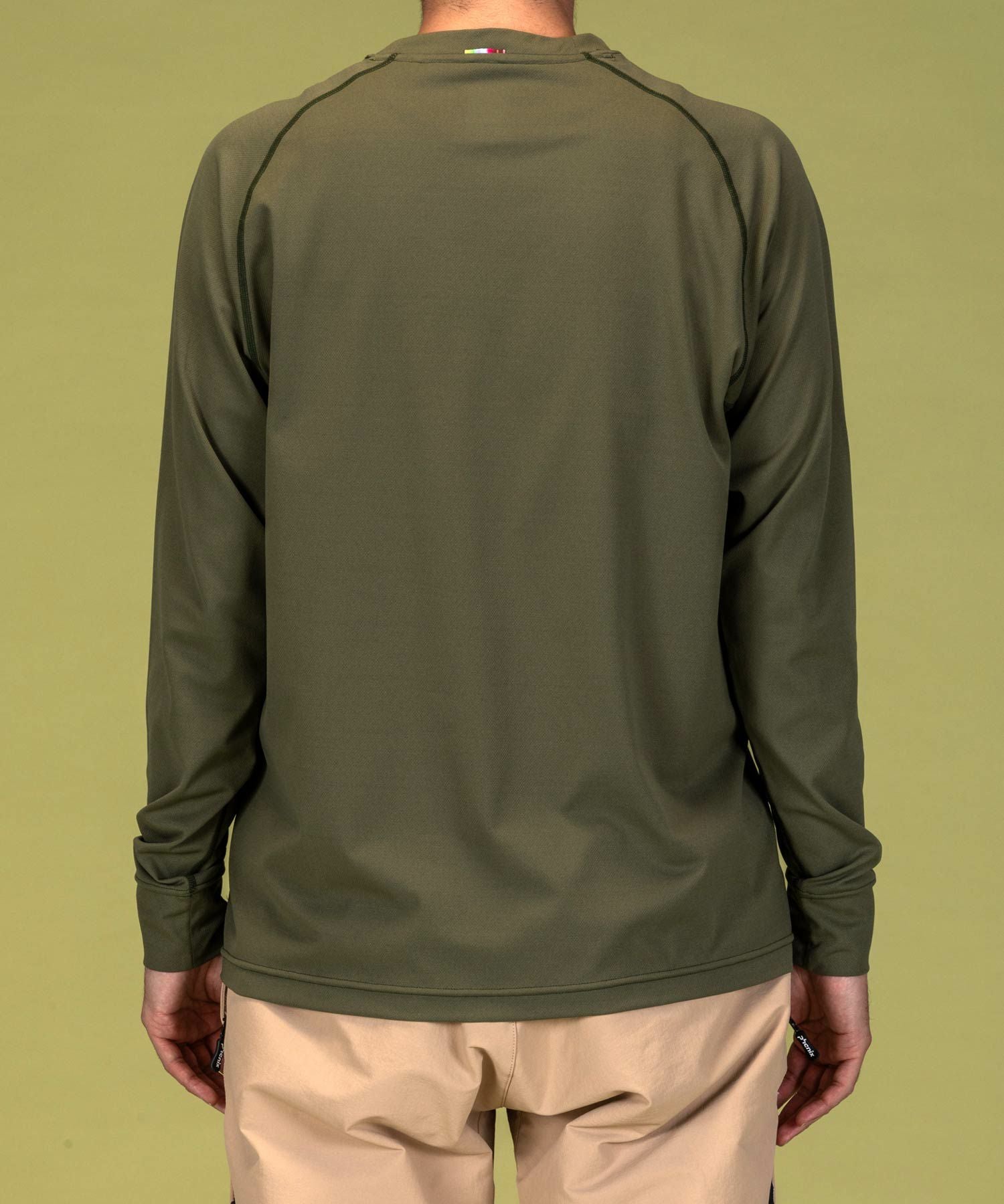 phenix outdoor(フェニックスアウトドア)クルーネック長袖Tシャツ
