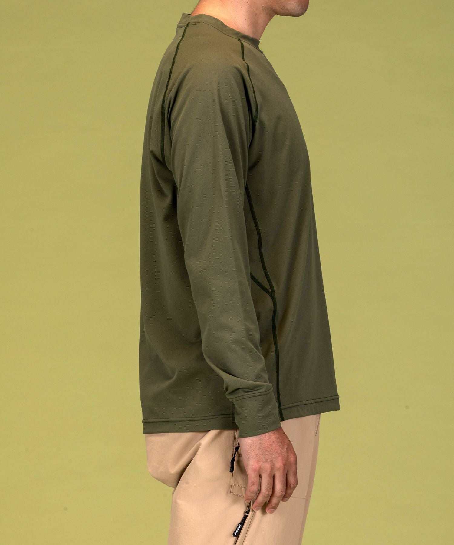 phenix outdoor(フェニックスアウトドア)クルーネック長袖Tシャツ