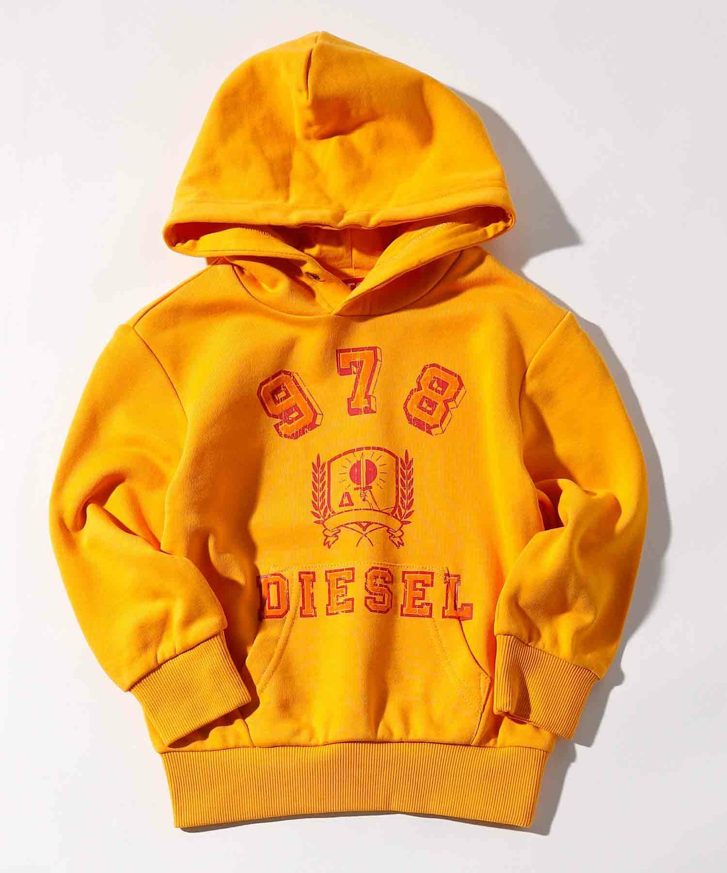 りんごママ　ディーゼル　16Y（160〜）総ロゴ　ナイロンパーカー DIESEL(ディーゼル)Kids & Junior ブランドロゴ長袖フーディーパーカー