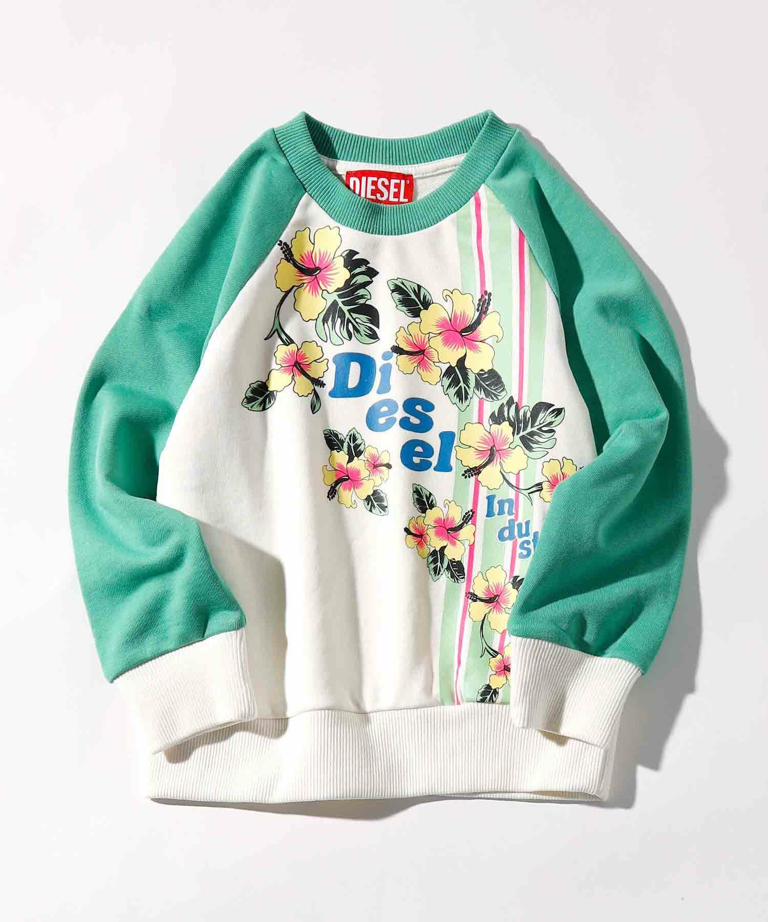 りんごママ　ディーゼル　16Y（160〜）総ロゴ　ナイロンパーカー DIESEL(ディーゼル)Kids & Junior ブランドロゴグラフィック長袖