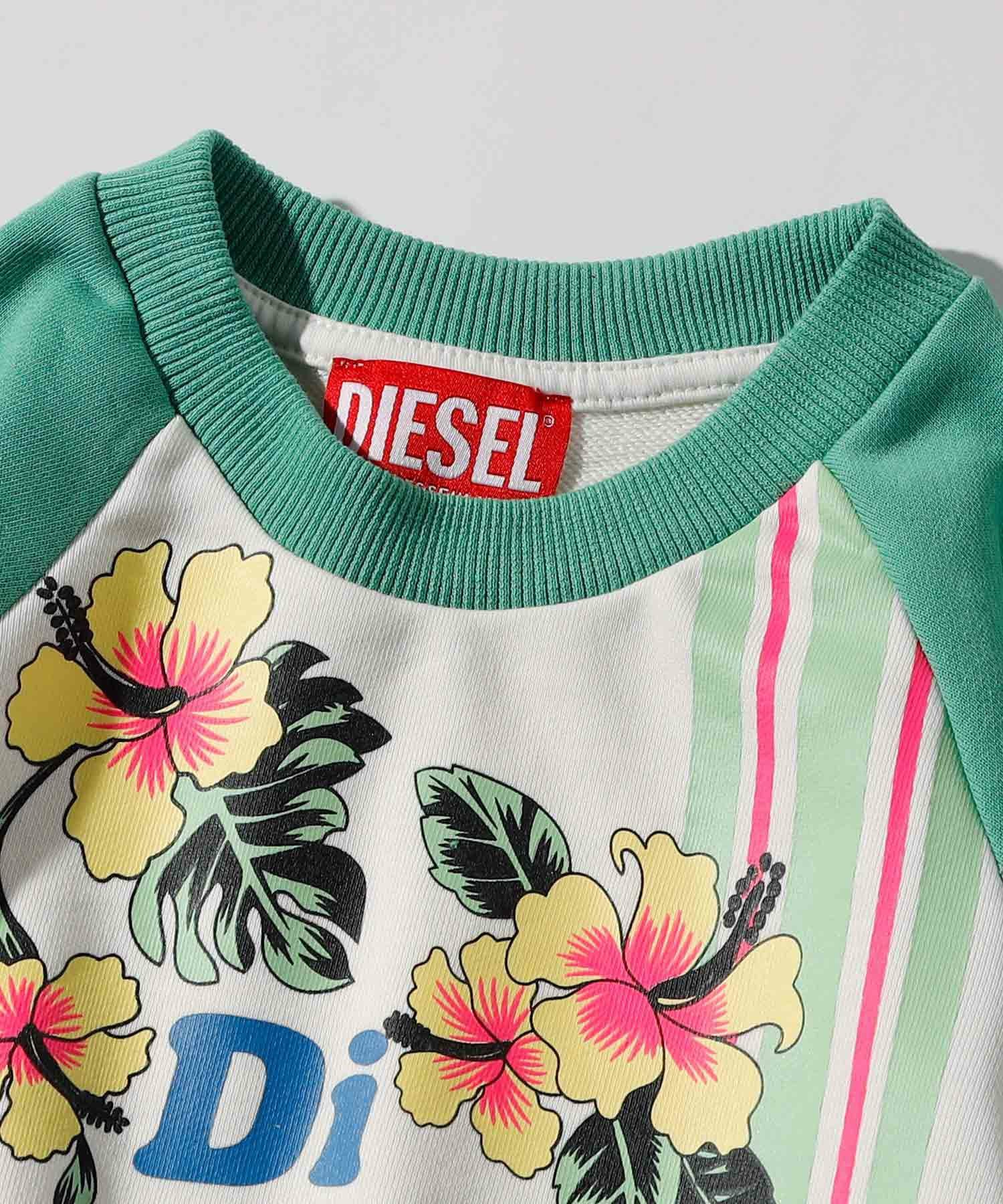 りんごママ　ディーゼル　16Y（160〜）総ロゴ　ナイロンパーカー DIESEL(ディーゼル)Kids & Junior ブランドロゴグラフィック長袖