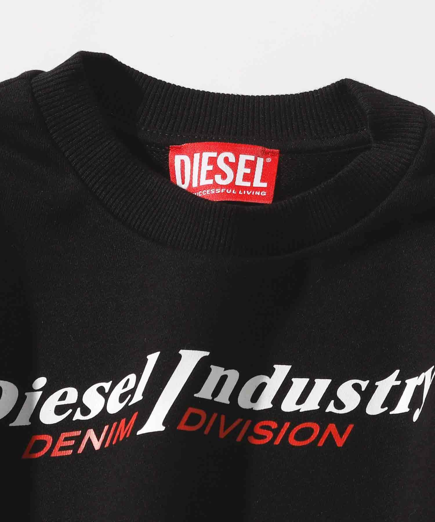 りんごママ　ディーゼル　16Y（160〜）総ロゴ　ナイロンパーカー DIESEL(ディーゼル)Kids & Junior ブランドロゴグラフィック長袖