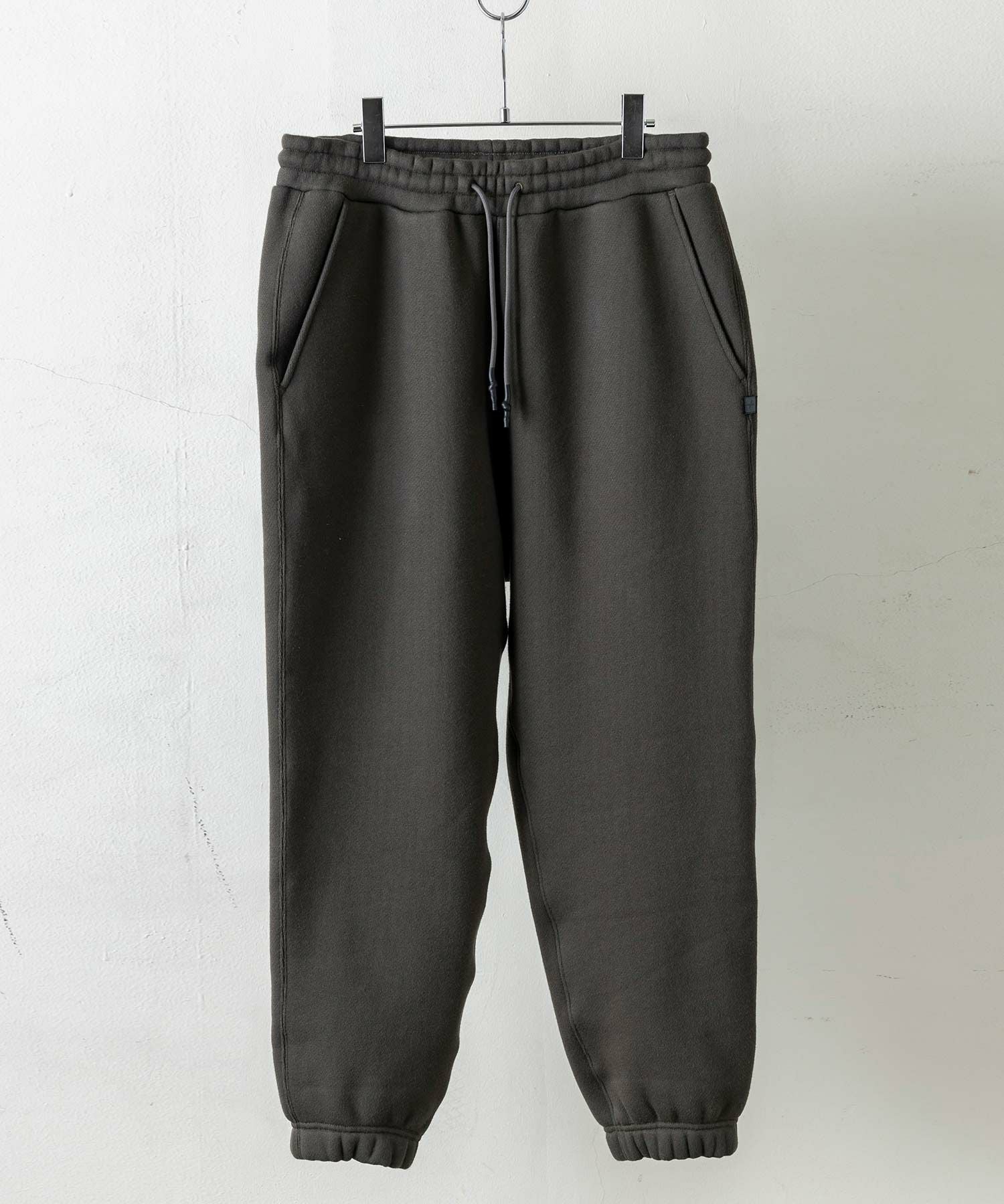 phenix(プラスフェニックス)FUNCTIONAL HEAVY WEIGHT SWEAT PANTS