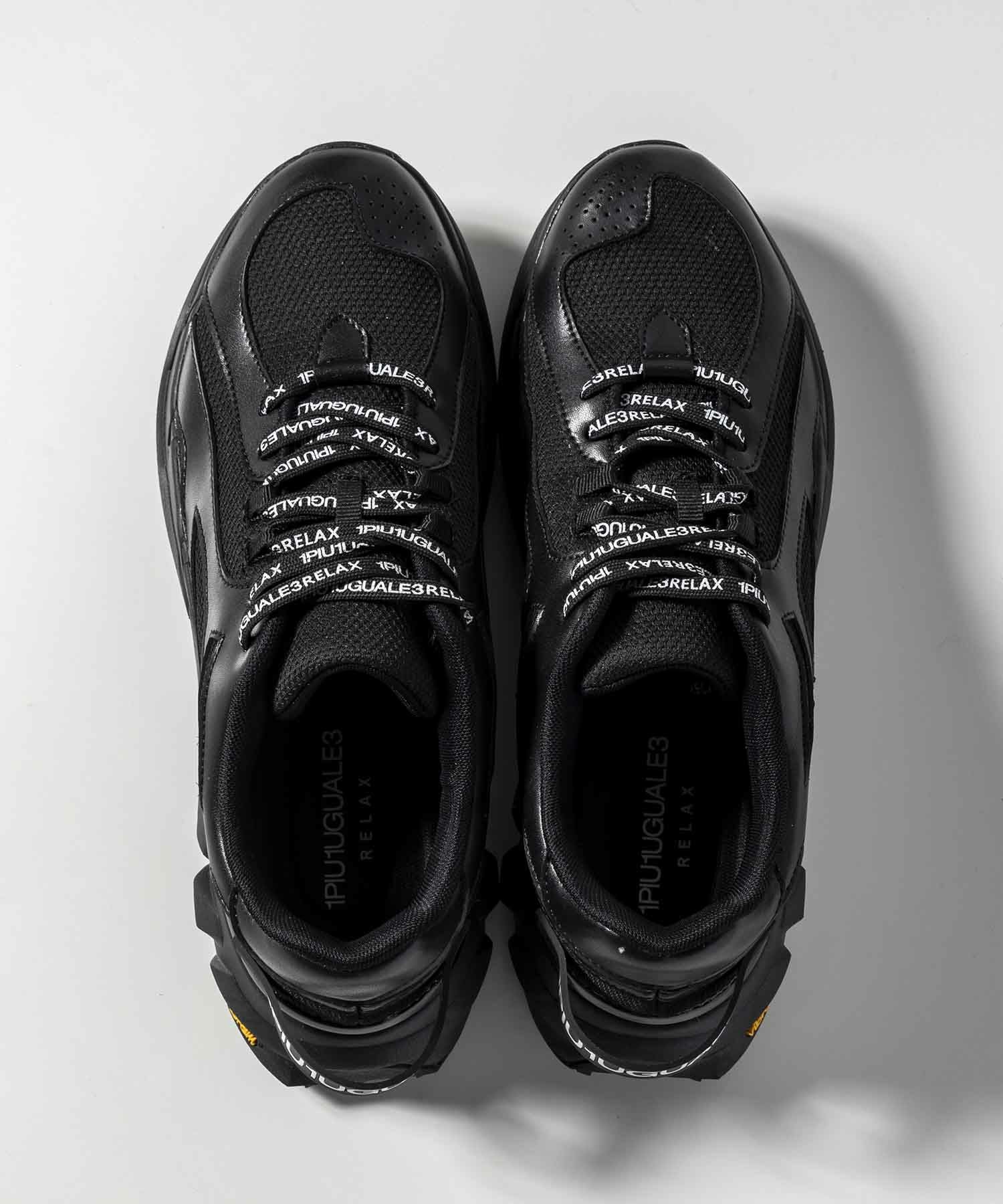 1PIU1UGUALE3 RELAX(ウノピゥウノウグァーレトレ リラックス)Vibram