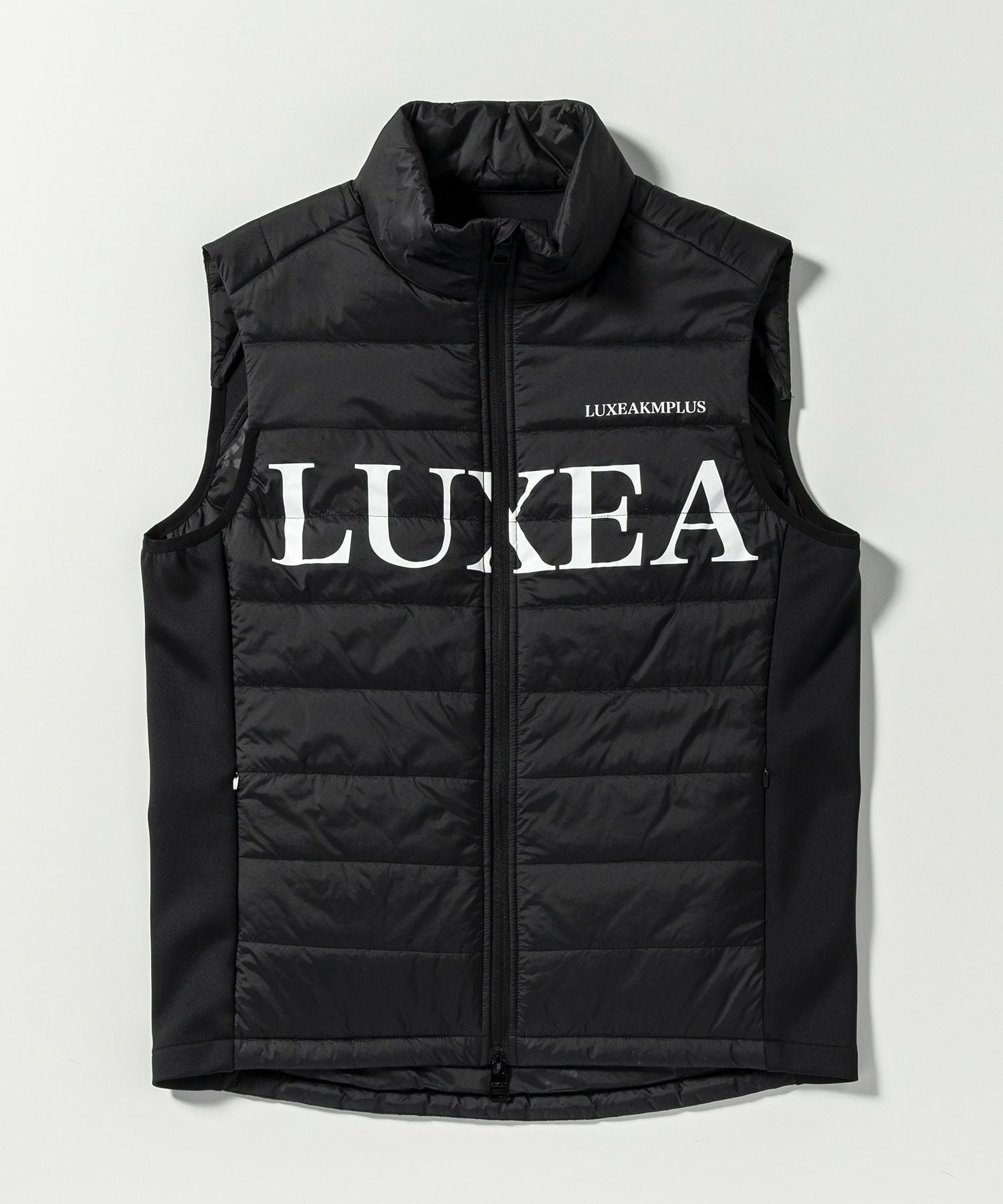 LUXEAKMPLUS(リュクスエイケイエムプラス)ゴルフ 防風軽量ナイロン