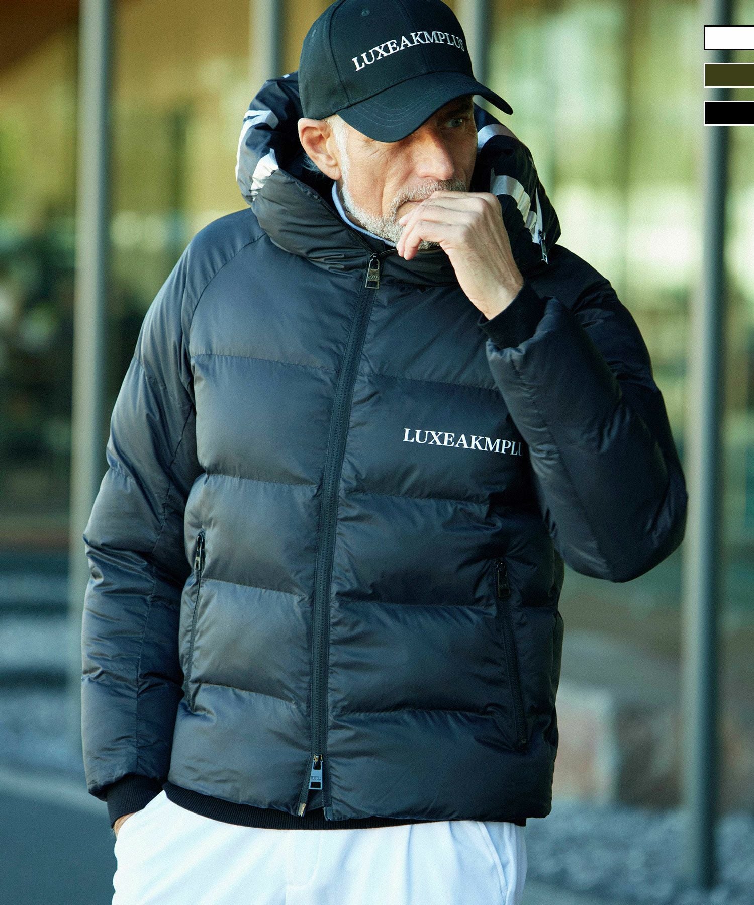 LUXEAKMPLUS ブラックダウンジャケット　ゴルフウェア　防寒　Mサイズ リュクスエイケイエムプラス メンズ ブルゾン LUXEAKMPLUS ブランド