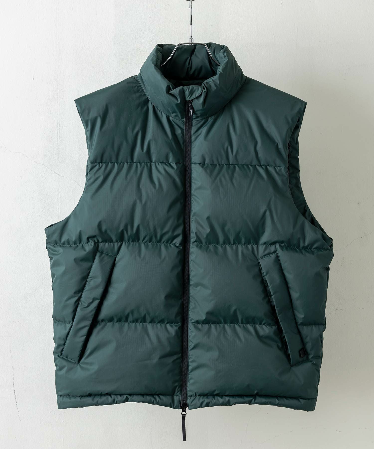Final  フード付きグリーンベスト phenix(プラスフェニックス)QUILTING DOWN VEST キルティング ダウン