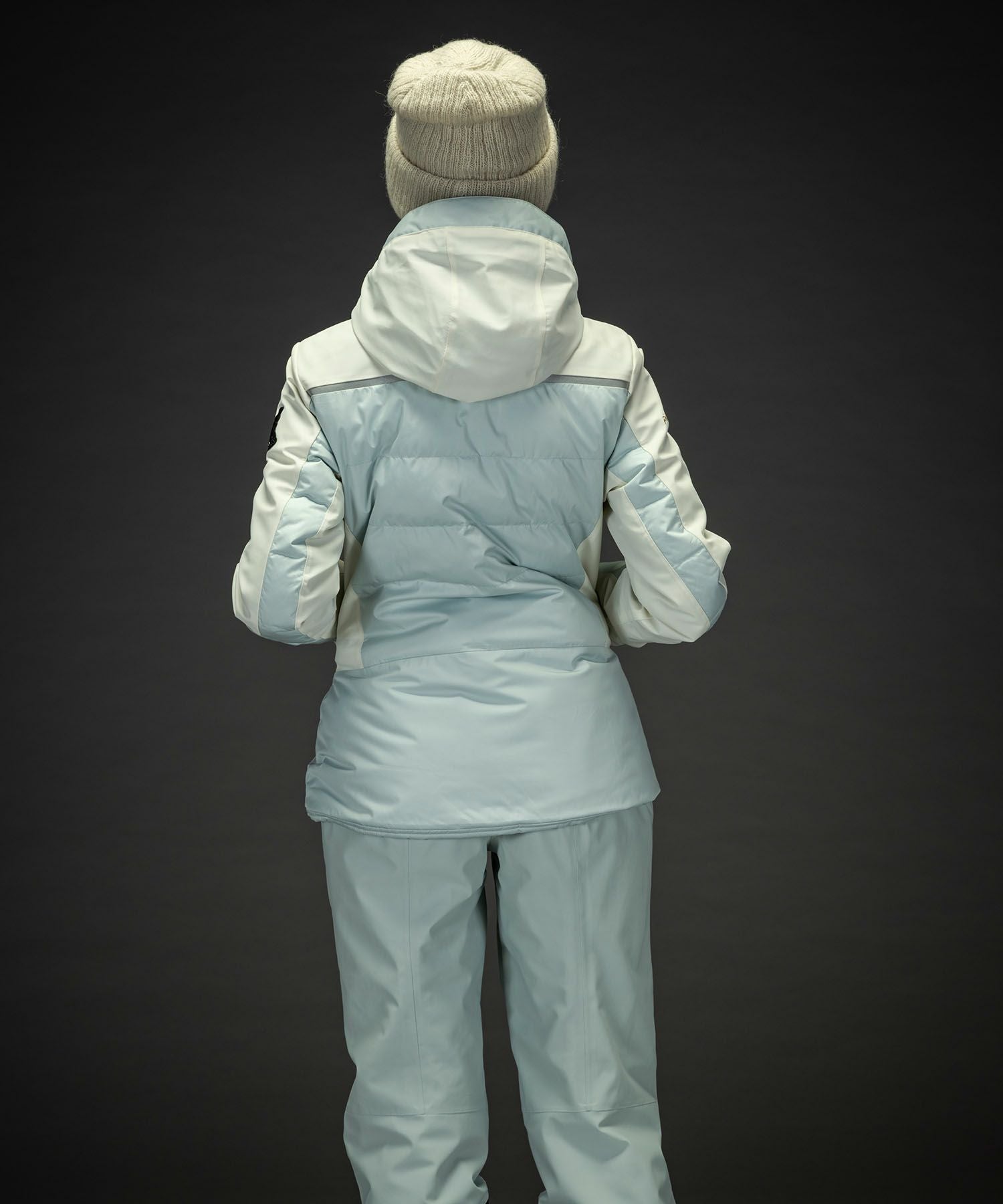 phenix(フェニックス)Elegant Snow Jacket エレガントシャイニング