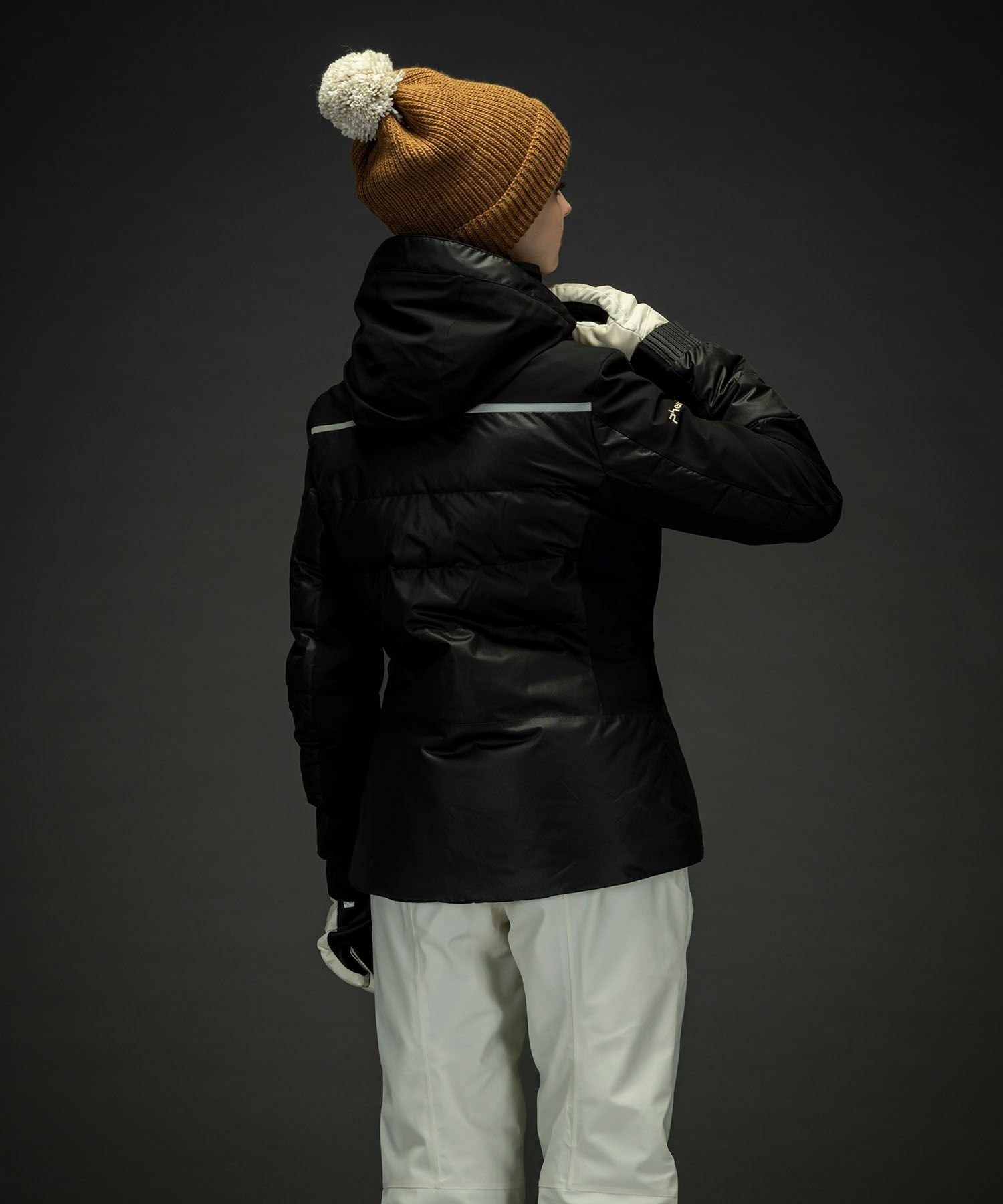 phenix(フェニックス)Elegant Snow Jacket エレガントシャイニング