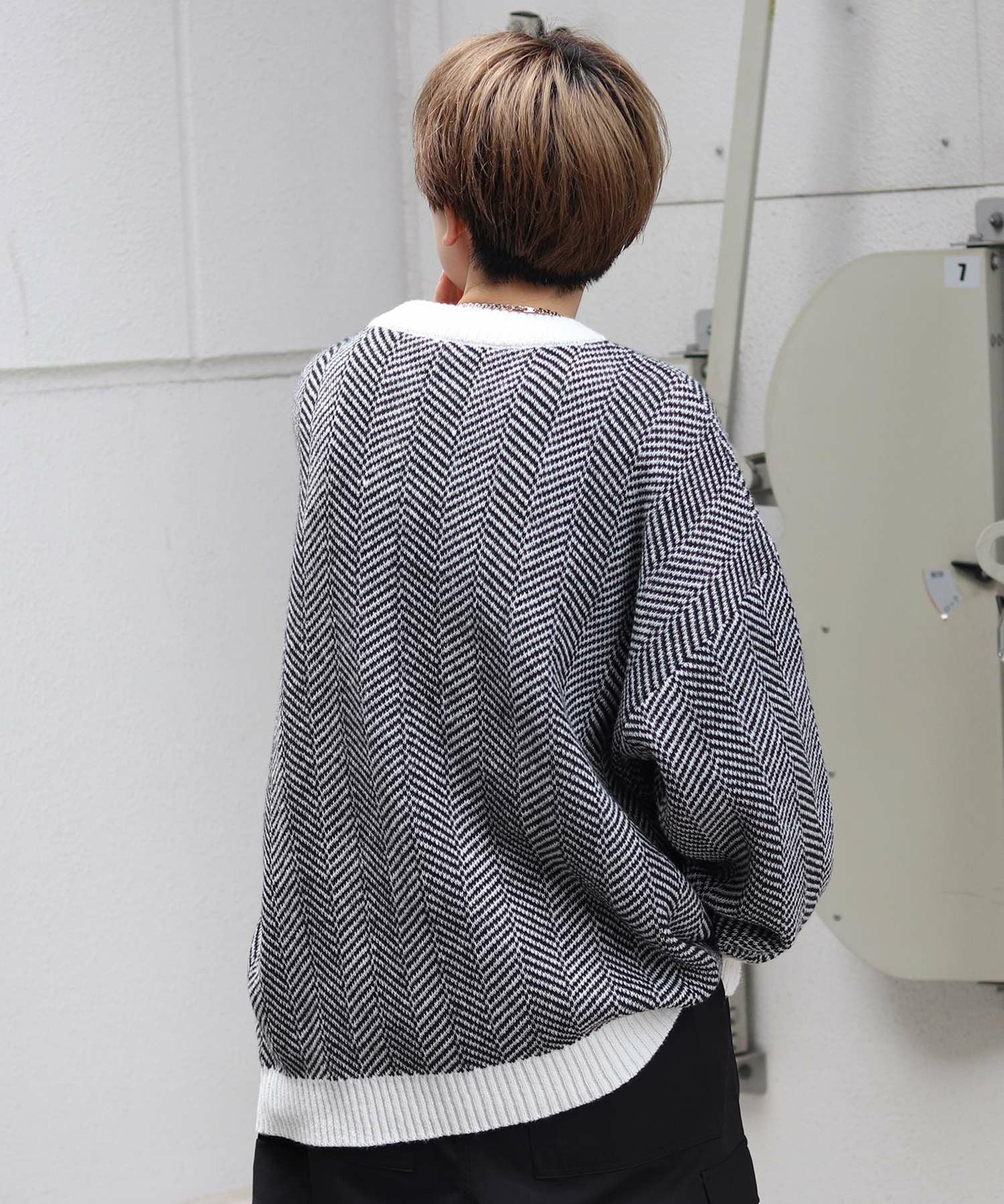 Confirm（コンファーム）ビッグシルエット ヘリンボーン柄 