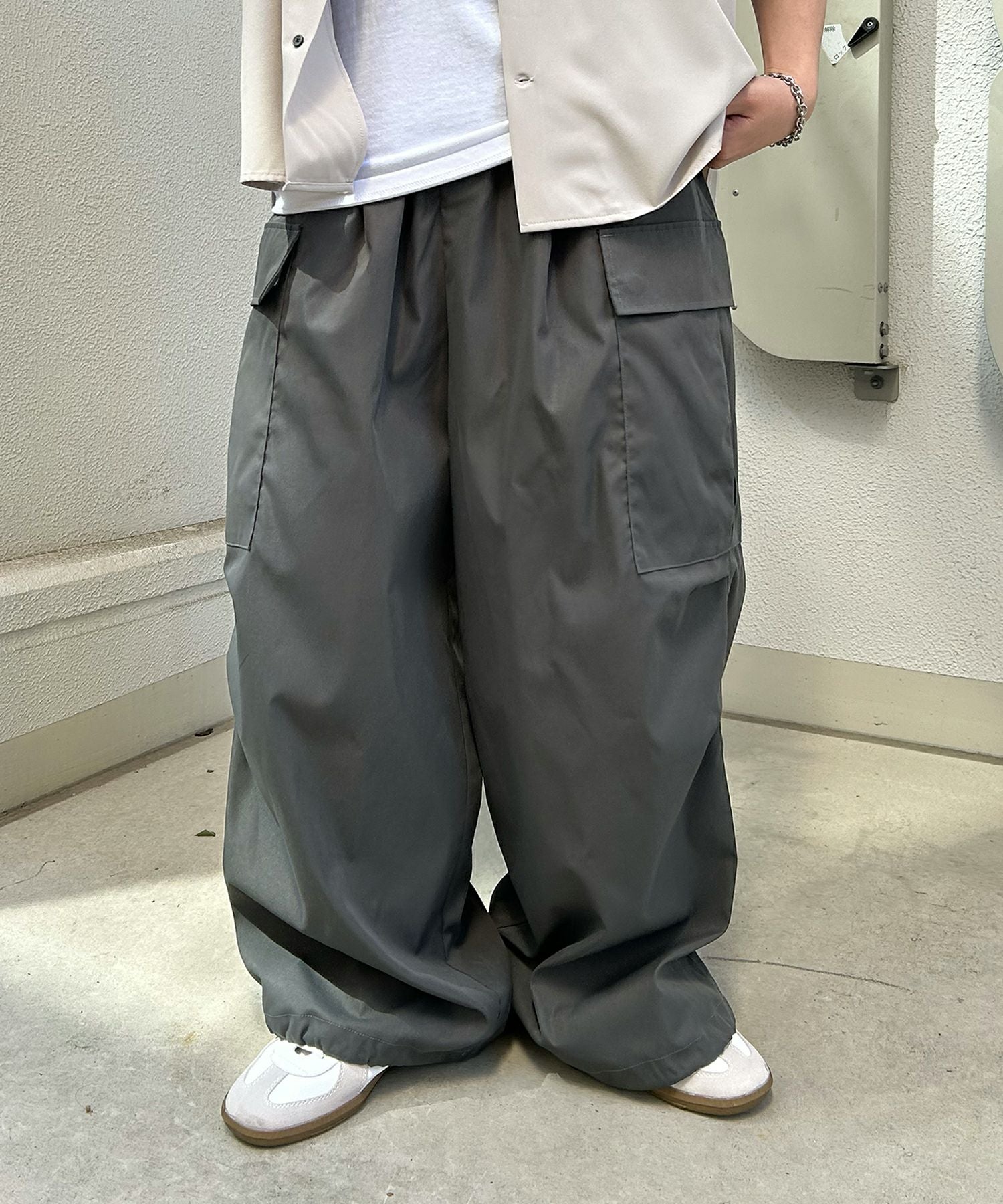 Confirm（コンファーム）セットアップ対応 ミリタリーワイドカーゴ