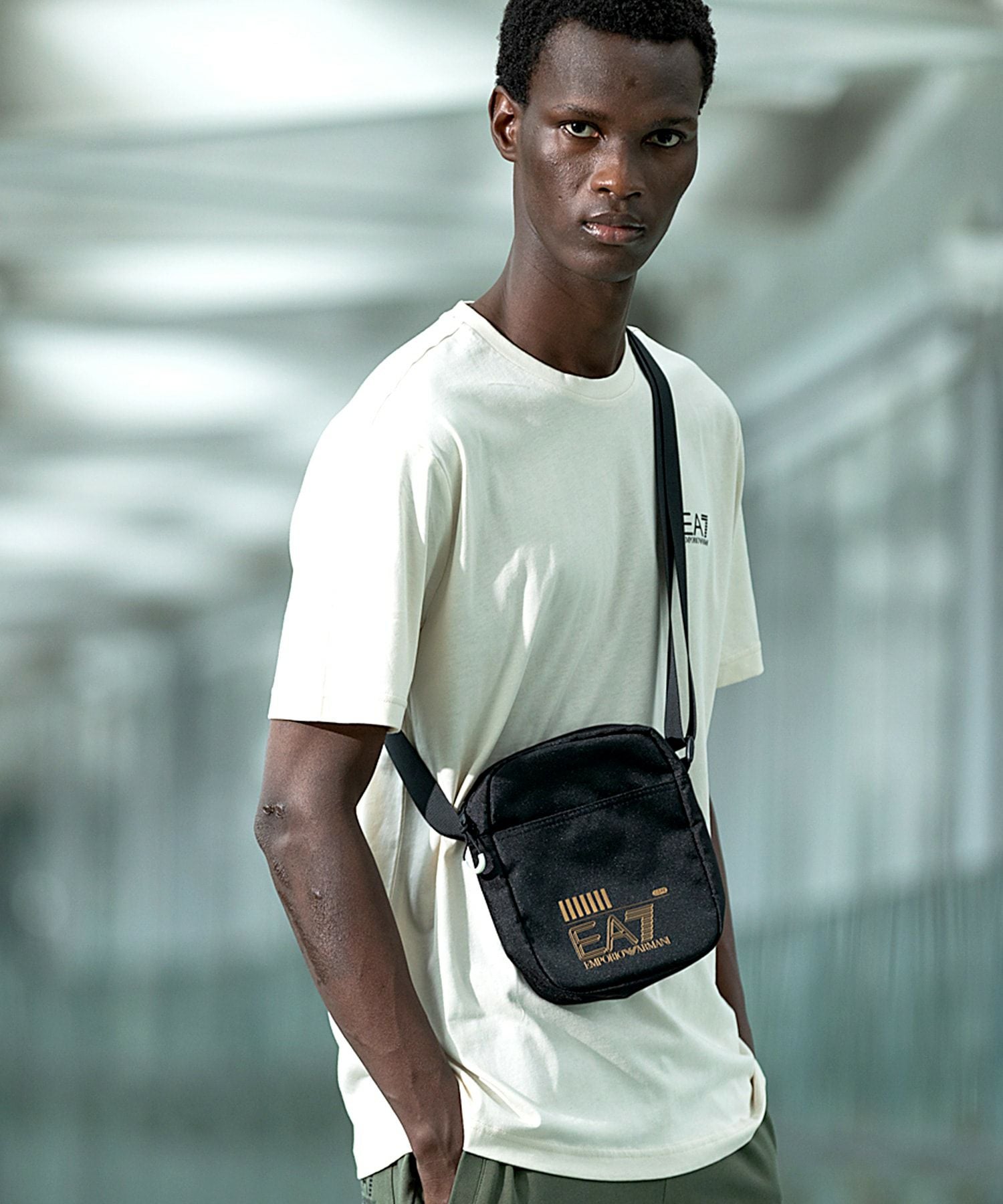 EMPORIO ARMANI EA7(イーエーセブン)ショルダーバッグ/ミニバッグ