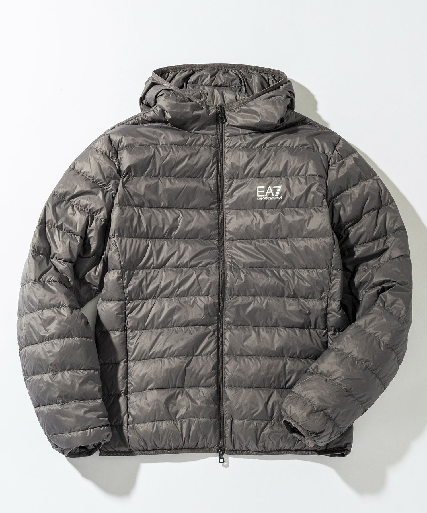 値下げ‼️未使用　アルマーニ　EA7 グレー 花柄 ダウンジャケット　日本Mサイズ EMPORIO ARMANI EA7(イーエーセブン)ダウンジャケット/パッカブル