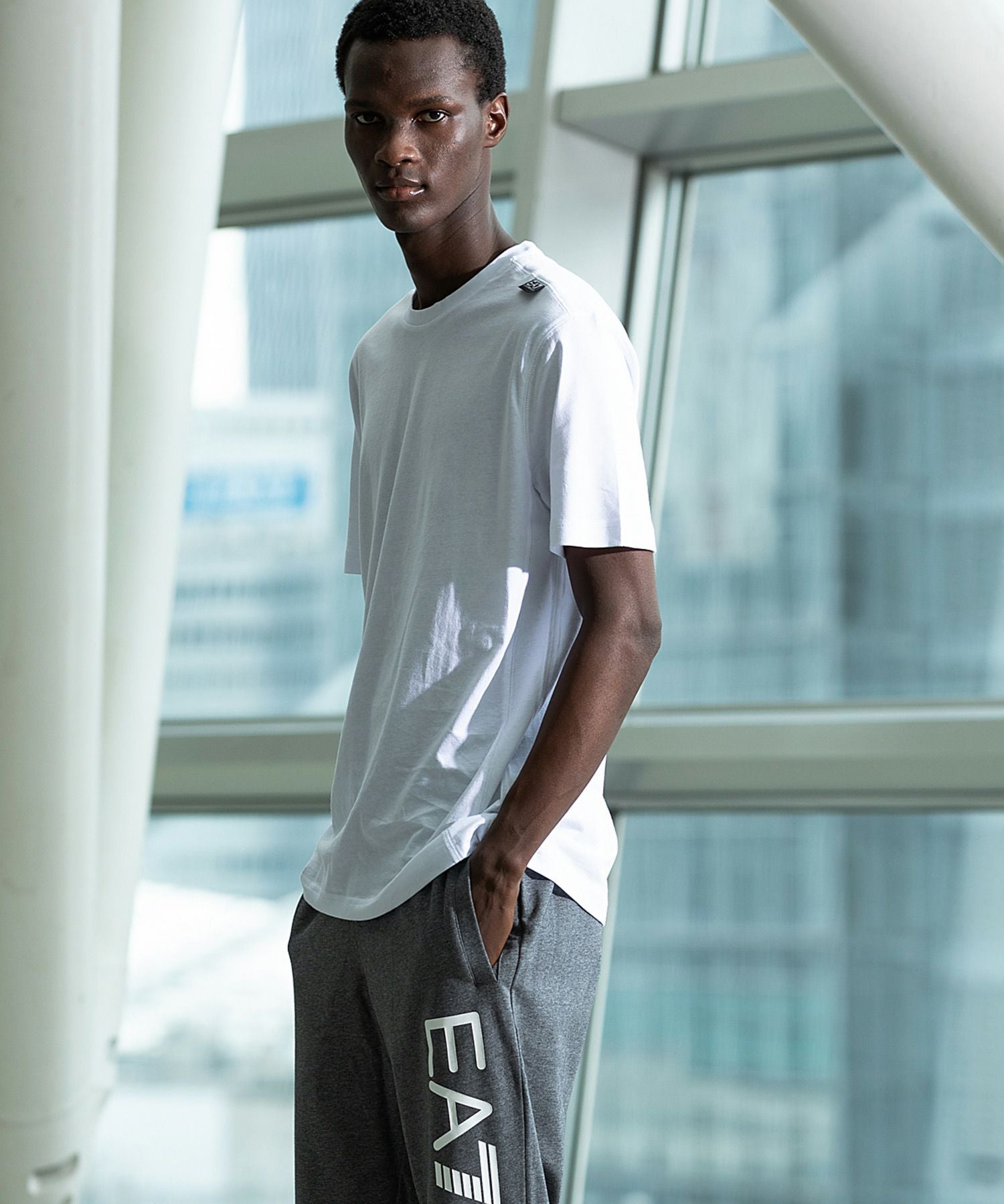 EMPORIO ARMANI EA7(イーエーセブン)ロゴTシャツ/半袖/クルーネック 
