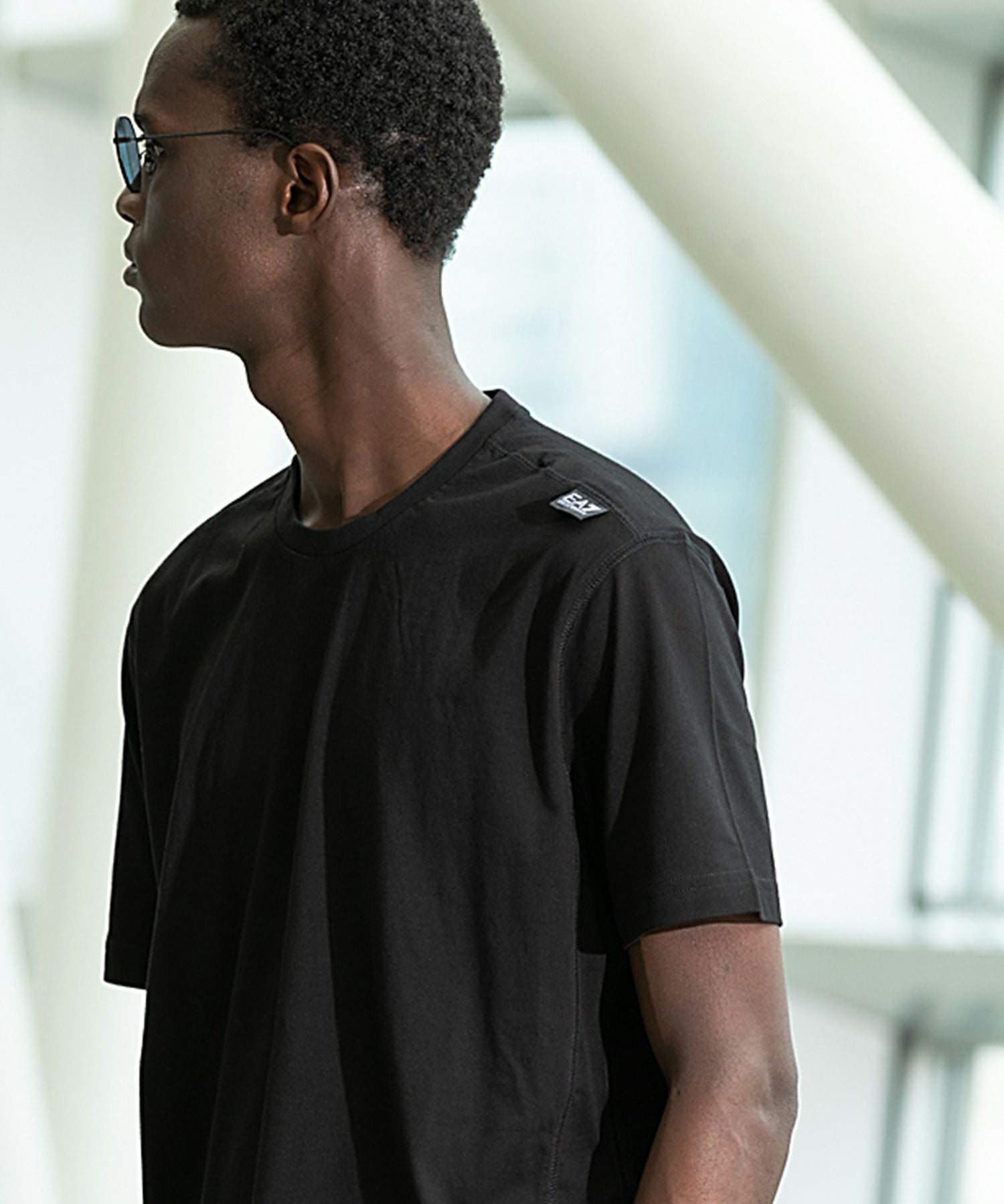 EMPORIO ARMANI EA7(イーエーセブン)ロゴTシャツ/半袖/クルーネック 
