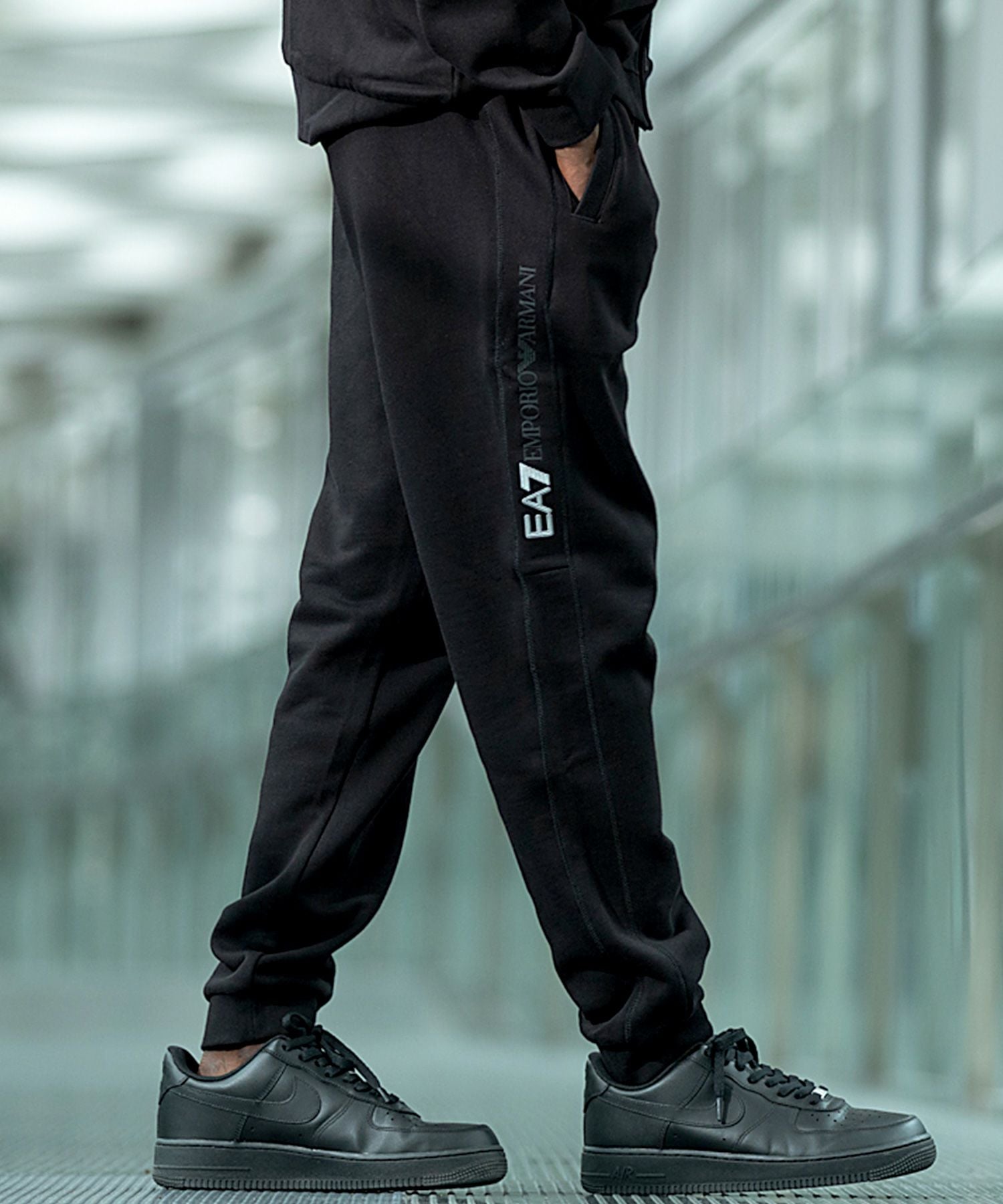 【なんりゅう！】EMPORIO ARMANI EA7 スウェットパンツ EMPORIO ARMANI EA7(イーエーセブン)スウェットパンツ/裏起毛/ロゴ