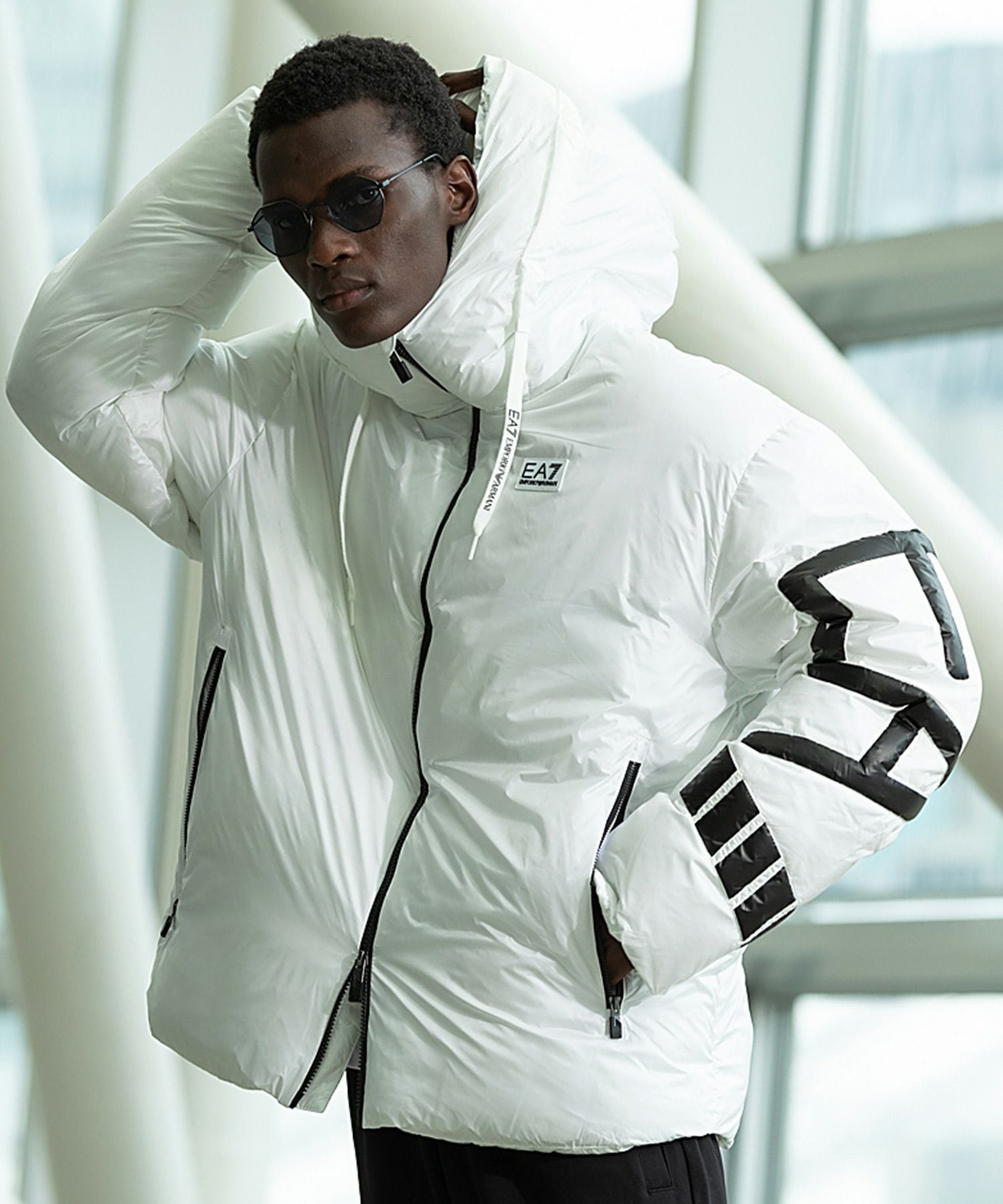 【美品】エンポリオアルマーニ EA7 マルチ中綿 ジャケット ブランド アウター EA7 EMPORIO ARMANI エアセッテ エンポリオアルマーニ 中綿ブルゾン