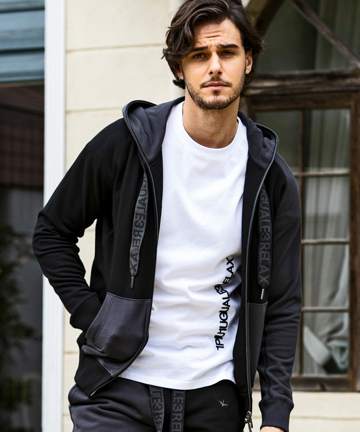 【キング】1PIU1UGUALE3 カシミヤ混ガウン 定価13万 6 1PIU1UGUALE3 RELAX(ウノピゥウノウグァーレトレ リラックス)セイム