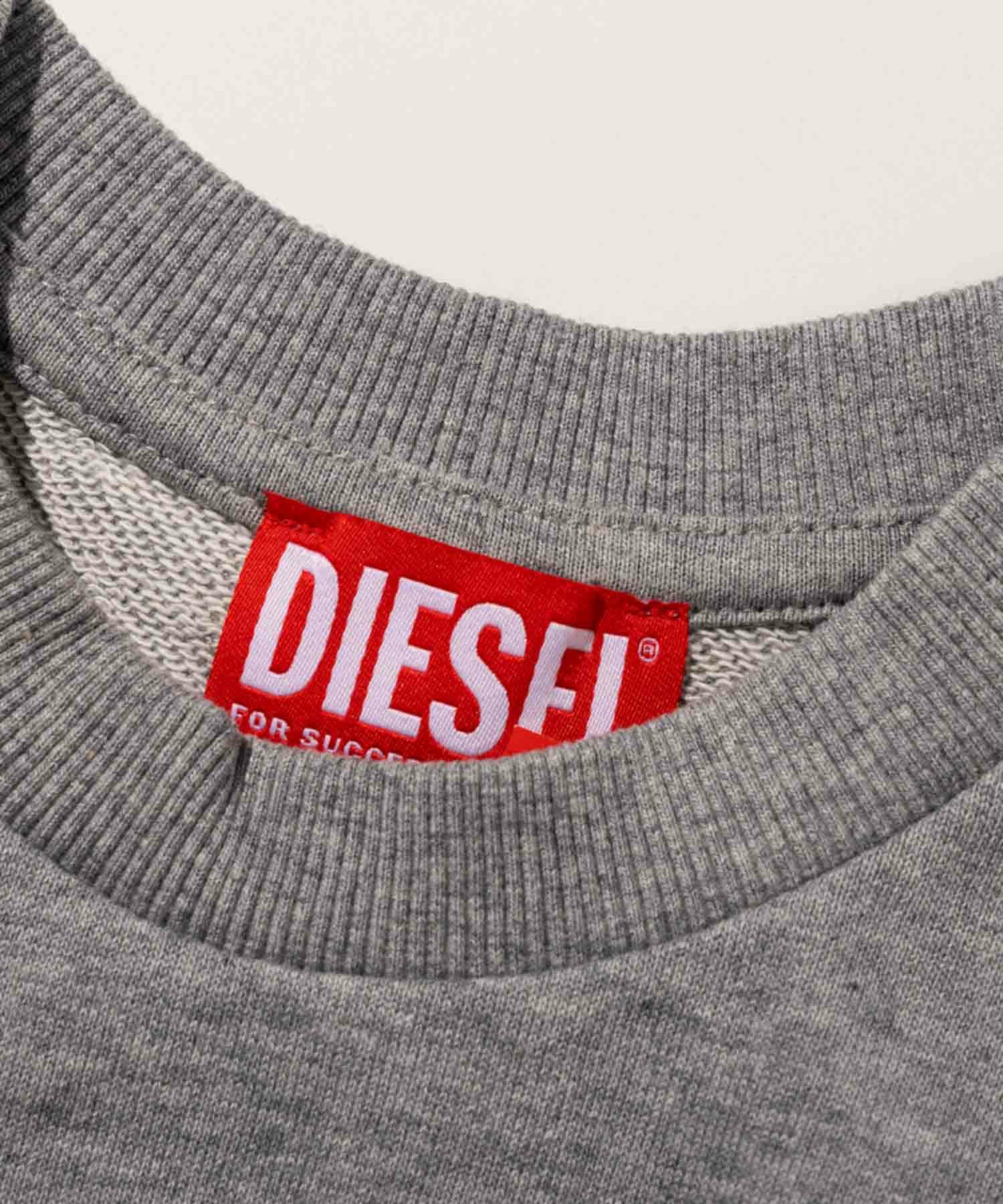 DIESEL(ディーゼル)Kids & Junior ワンポイントブランドロゴスウェット DIESEL(ディーゼル)Kids & Junior ワンポイントブランドロゴスウェット
