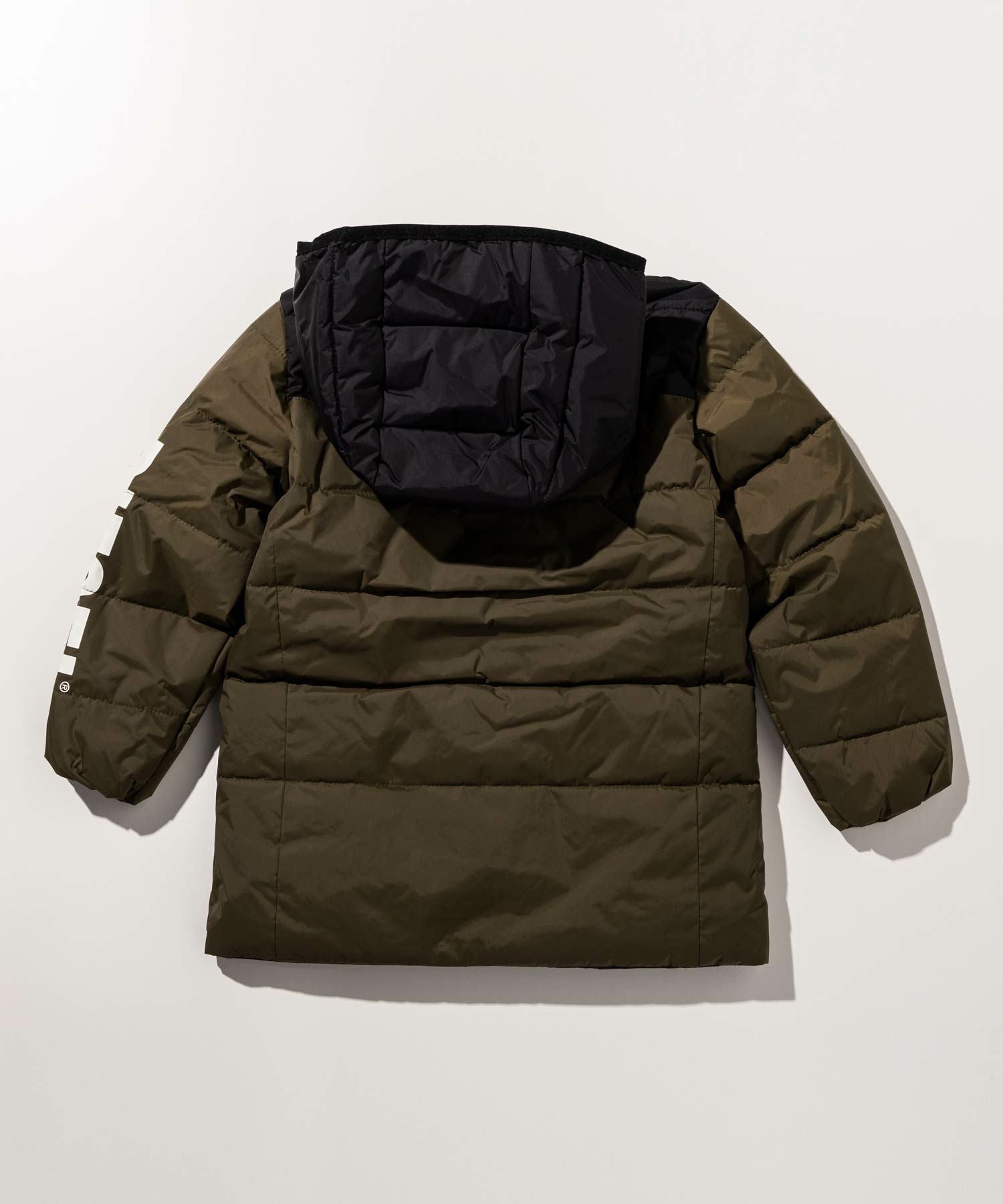 DIESEL キッズジャケット サイズ14 オリーブグリーン　カーキ色 DIESEL KIDS ダウン アウター 入学式 DIESEL（ディーゼル）Kids