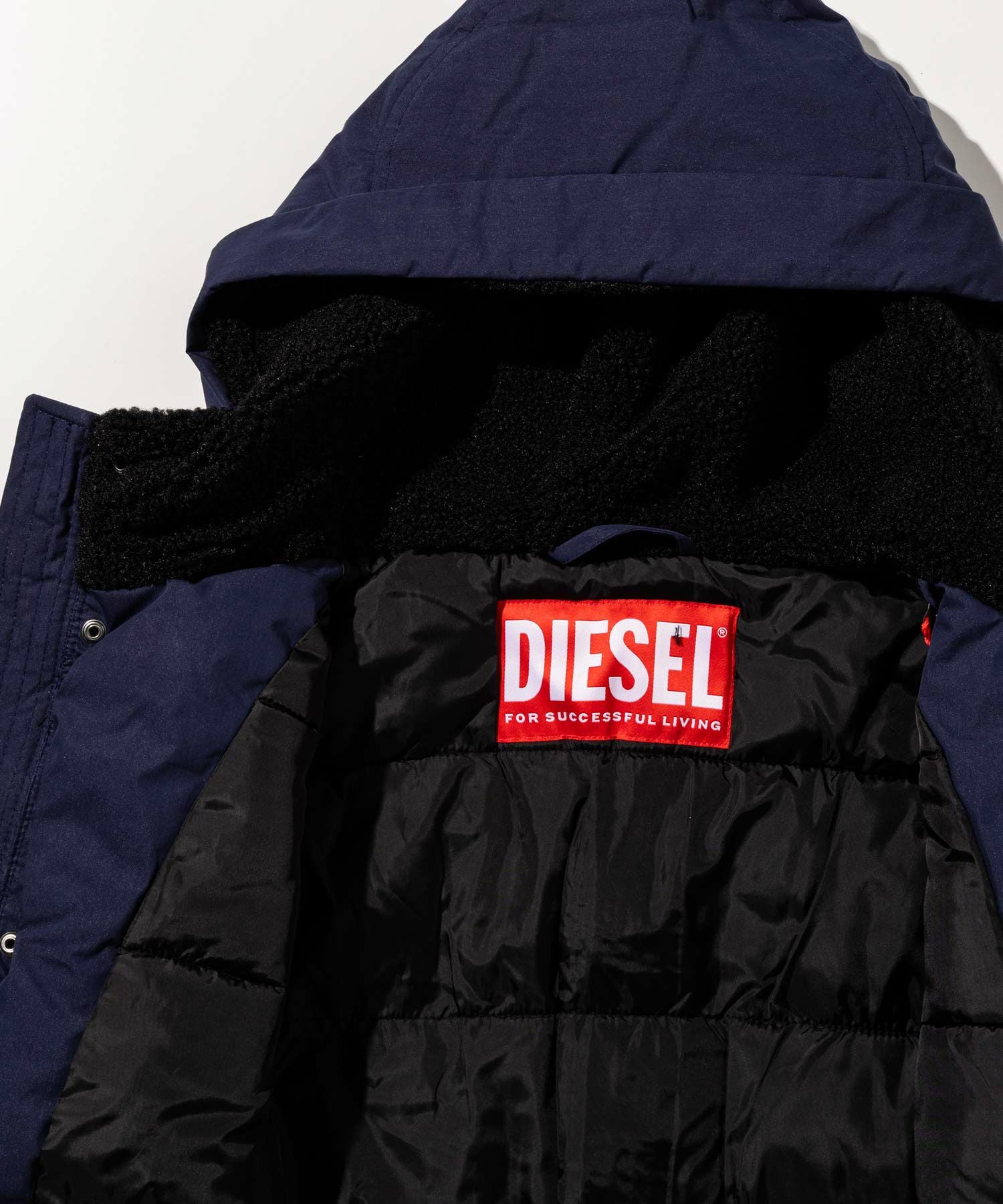 【Rcさん専用】DIESELディーゼル★ジャケットフードジャンパータグ付 DIESEL（ディーゼル）Kids & Junior フーデッド ジャケットコート