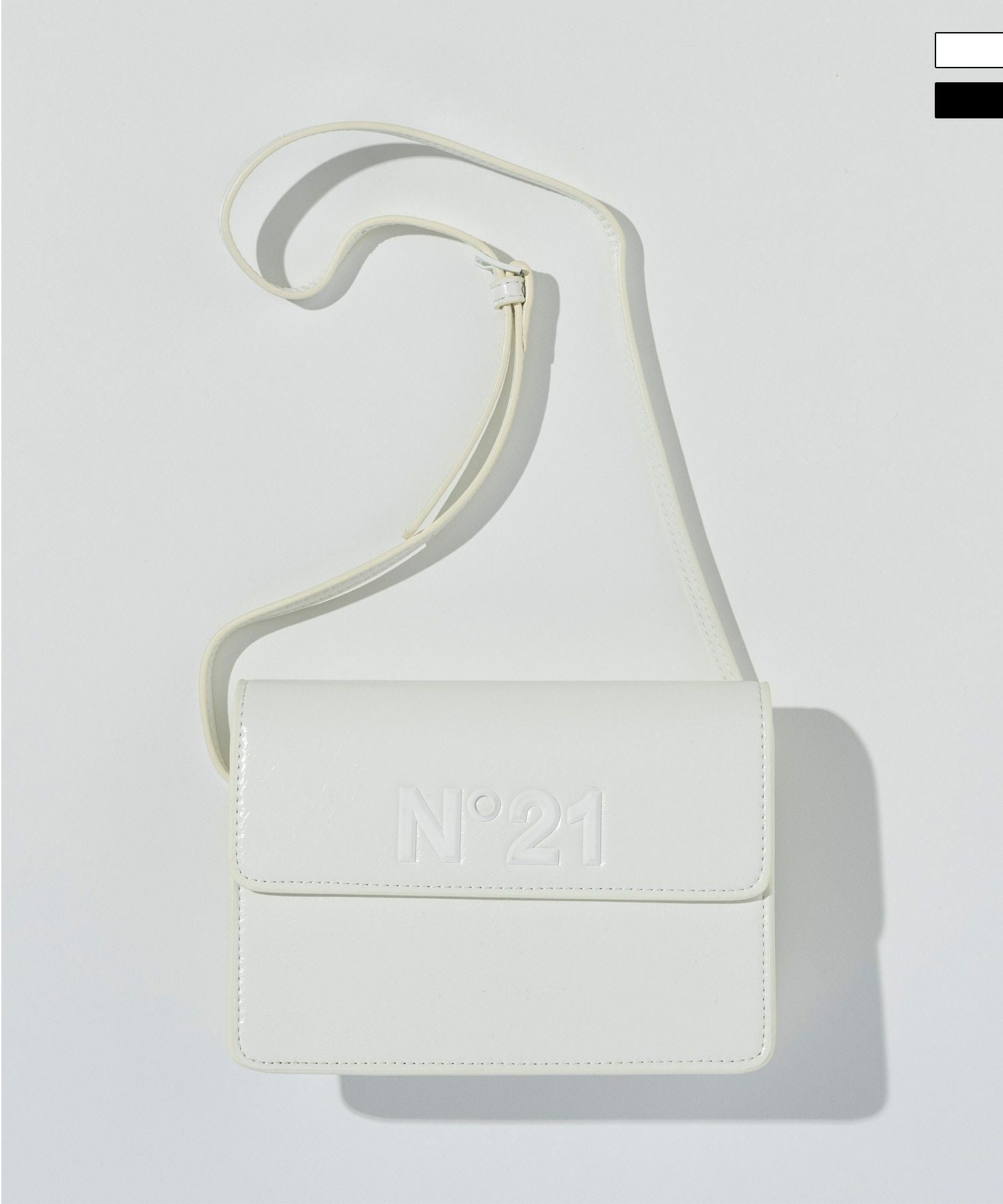 【完売品】新品未使用NEYON バッグ ライトグレー韓国neyon NEYON
