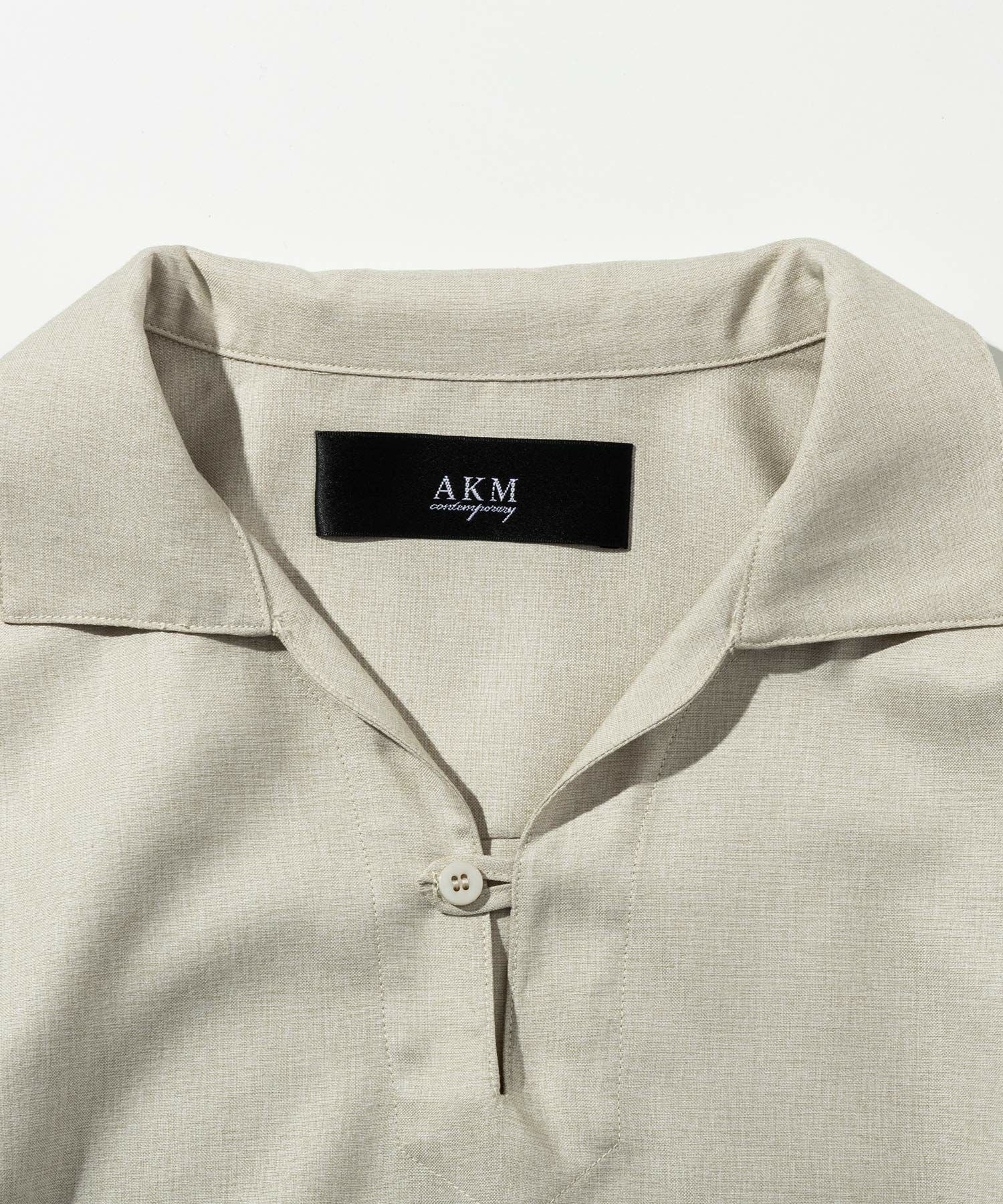 AKM Contemporary(エイケイエムコンテンポラリー)スキッパープル