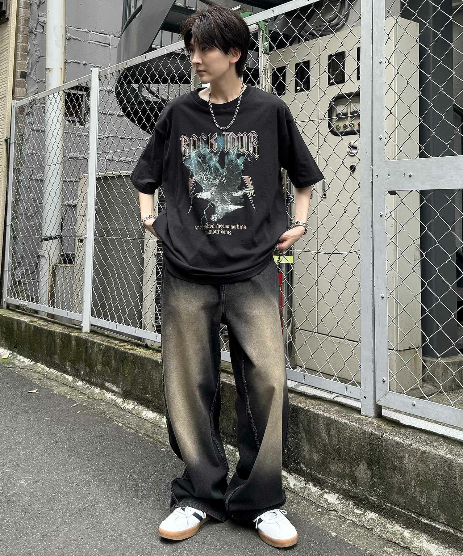 Ｔくん様 Ｔ5 シルバー Confirm（コンファーム）ヴィンテージライク ロックプリント レトロ