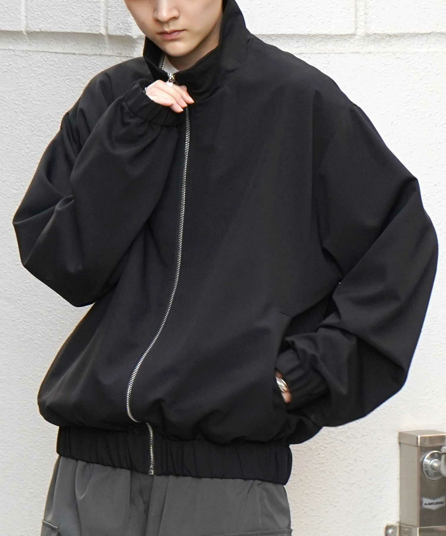 Confirm（コンファーム）ビッグシルエット スタンドネックブルゾン